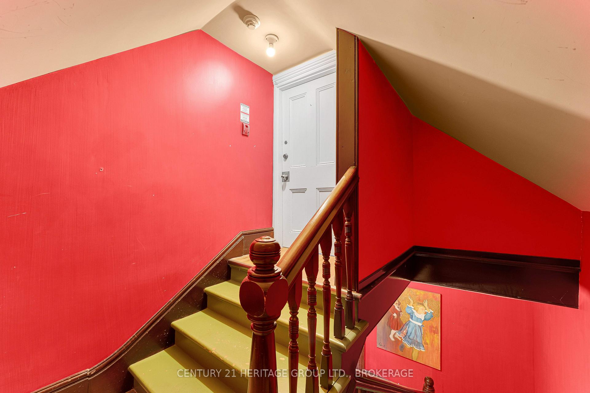 Photo 44 of 25 Colborne Street, Kingston, East of Sir John A. Blvd — HOMEH