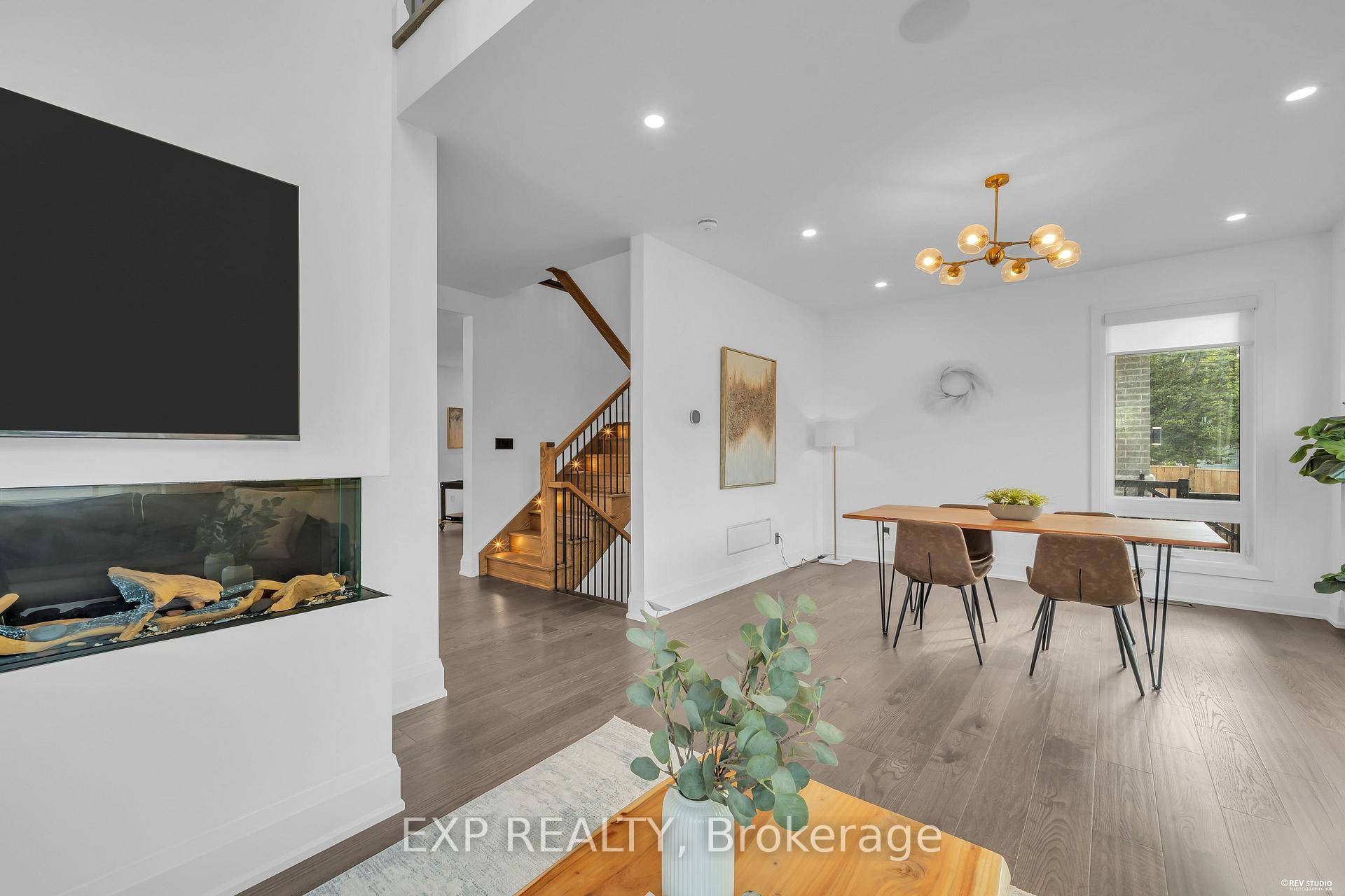 Photo 27 of 19 Burcher Road, Ajax, South East — HOMEH