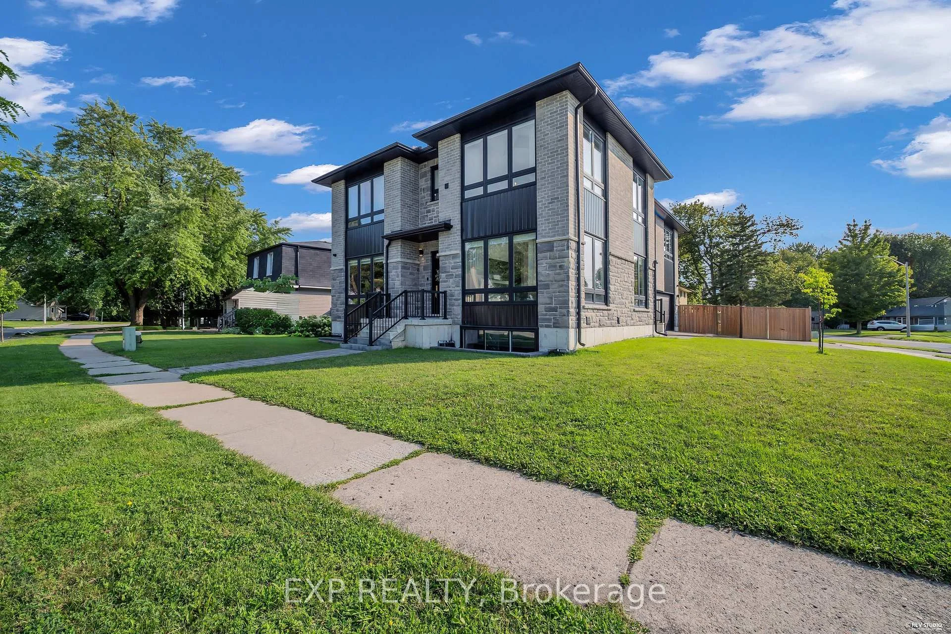 Photo 51 of 19 Burcher Road, Ajax, South East — HOMEH