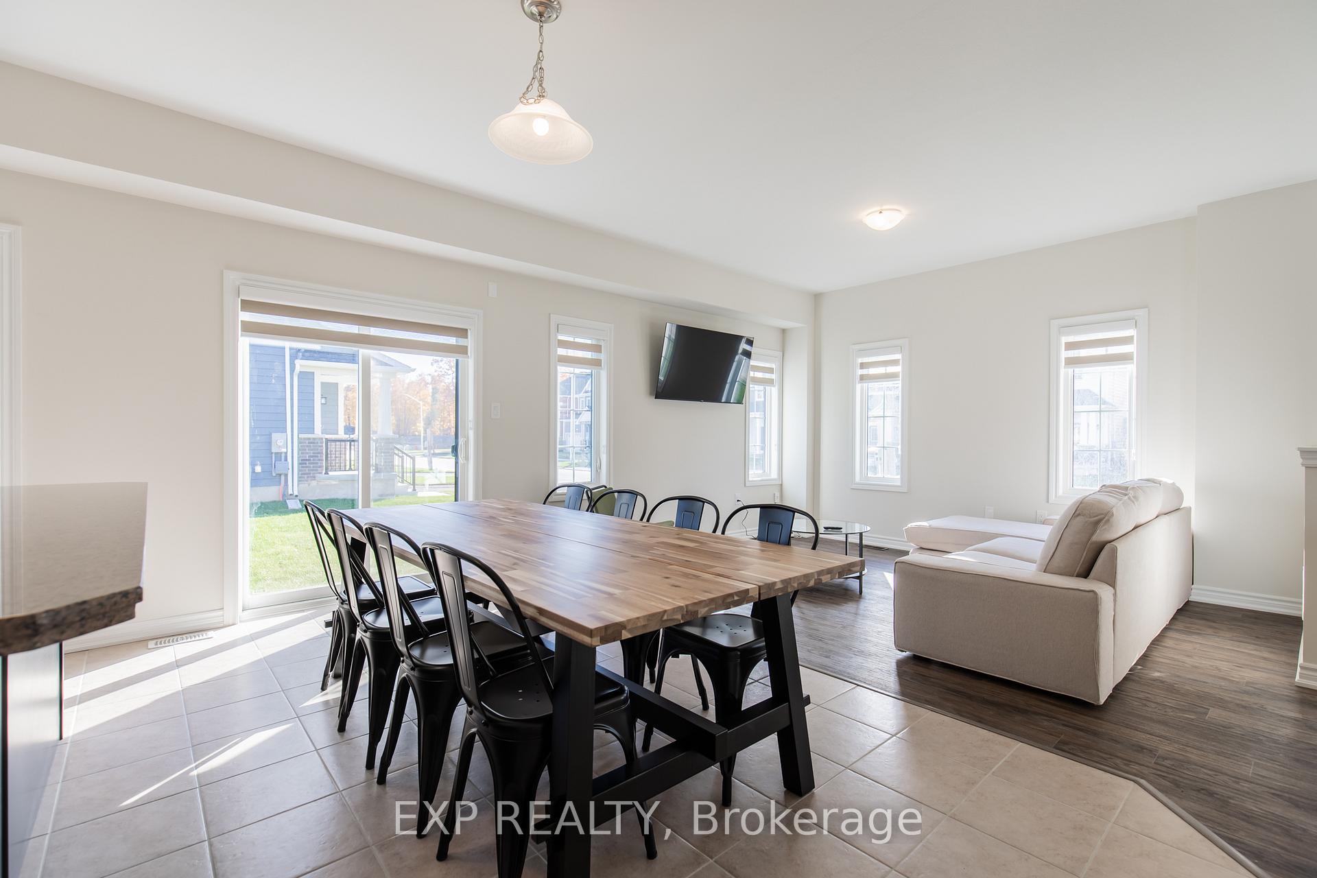 Photo 12 of 380 Beechwood Forest Lane, Gravenhurst, Muskoka (S) — HOMEH