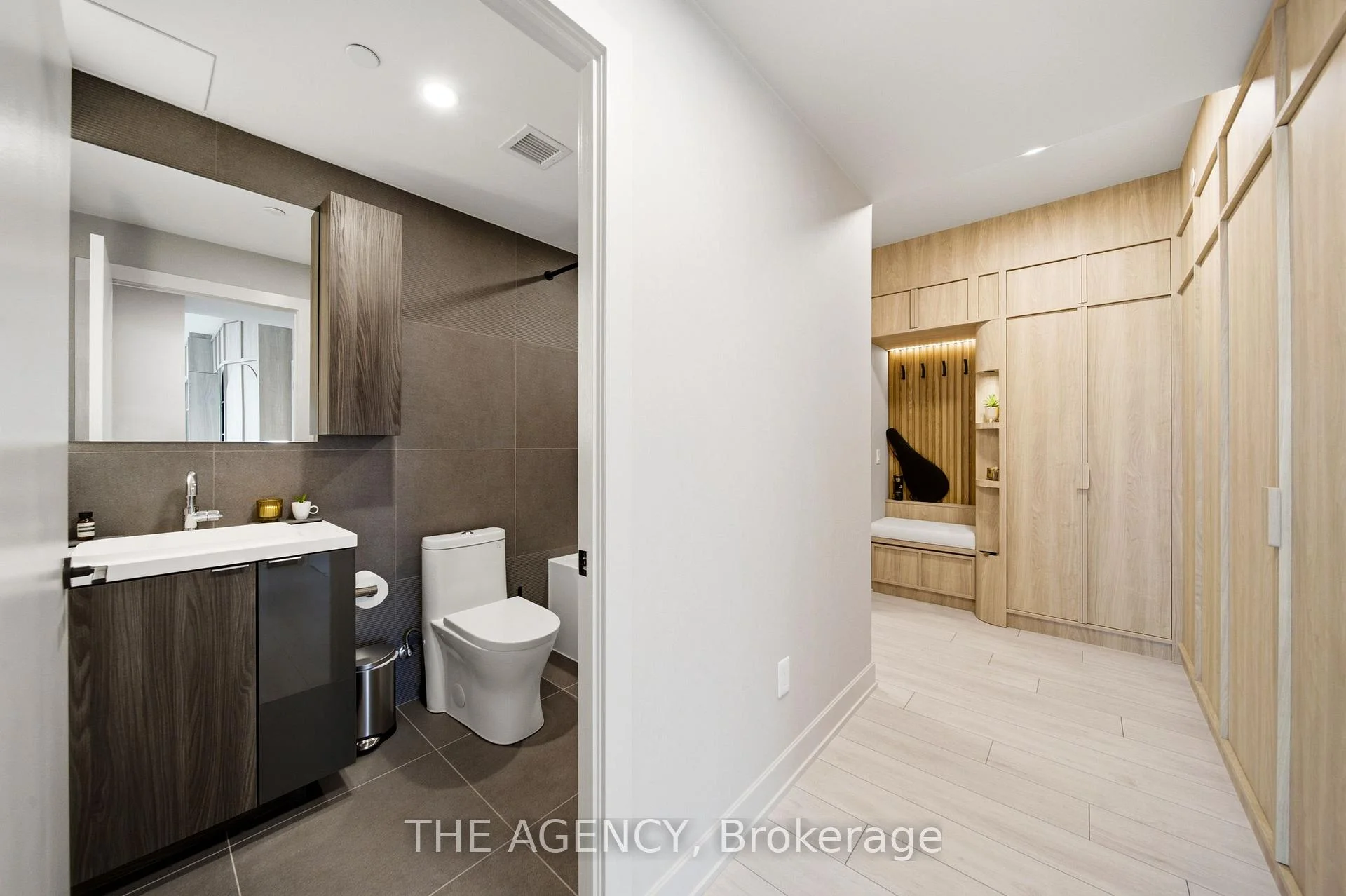 Photo 54 of Unit 2908, 15 Mercer Street, Toronto, Waterfront Communities — HOMEH