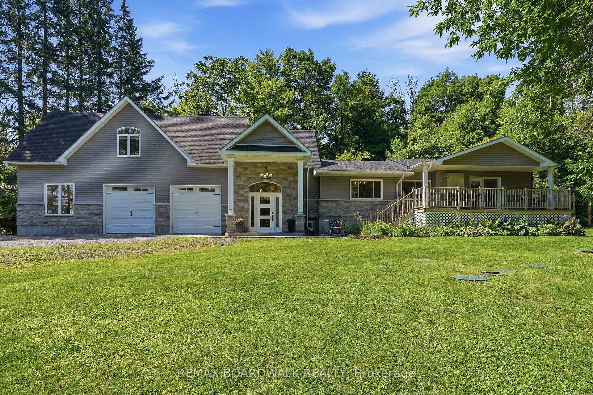 Photo 2 of 1110 Dunning Road, Ottawa, Cumberland Ridge — HOMEH