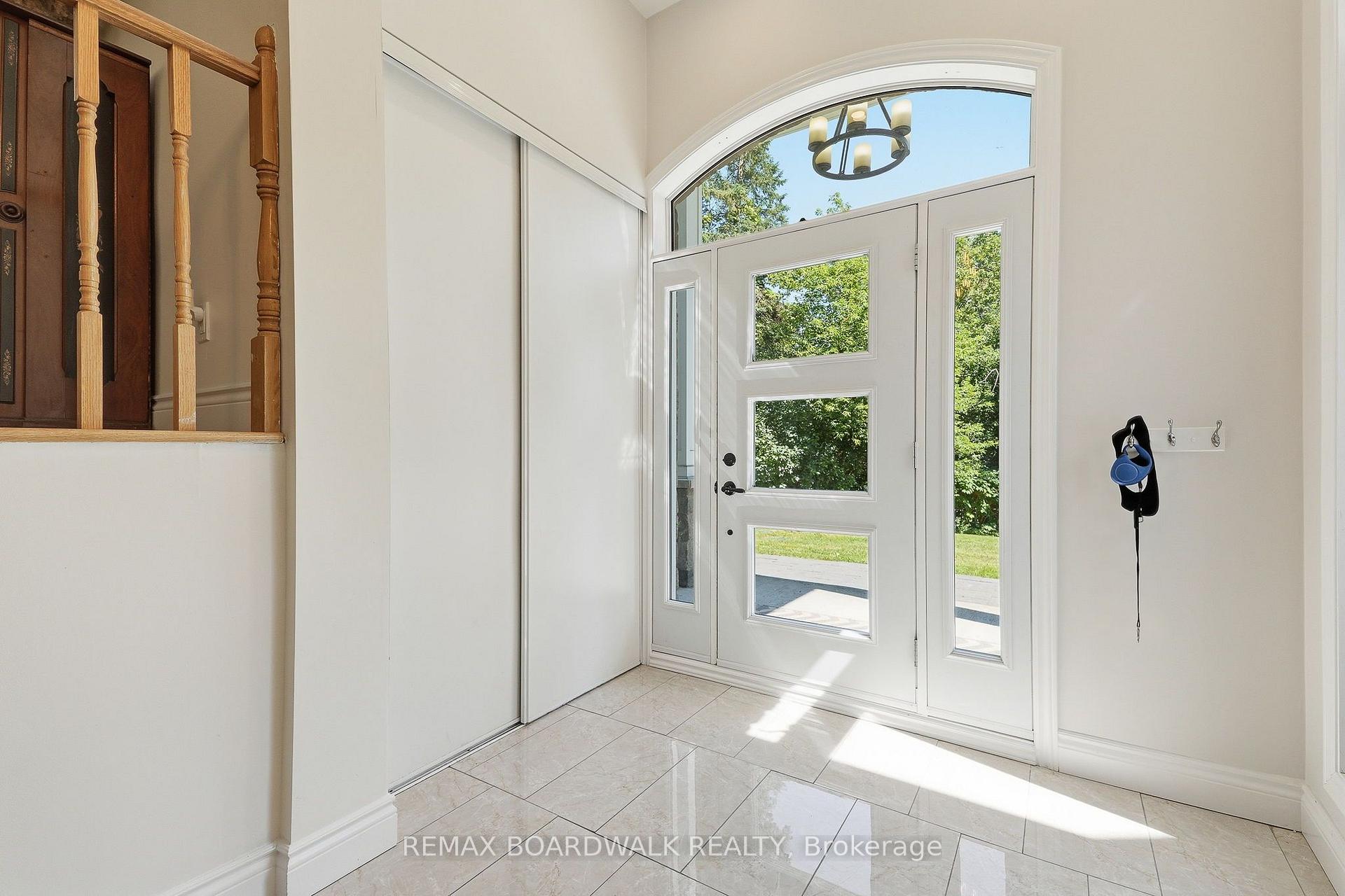 Photo 4 of 1110 Dunning Road, Ottawa, Cumberland Ridge — HOMEH
