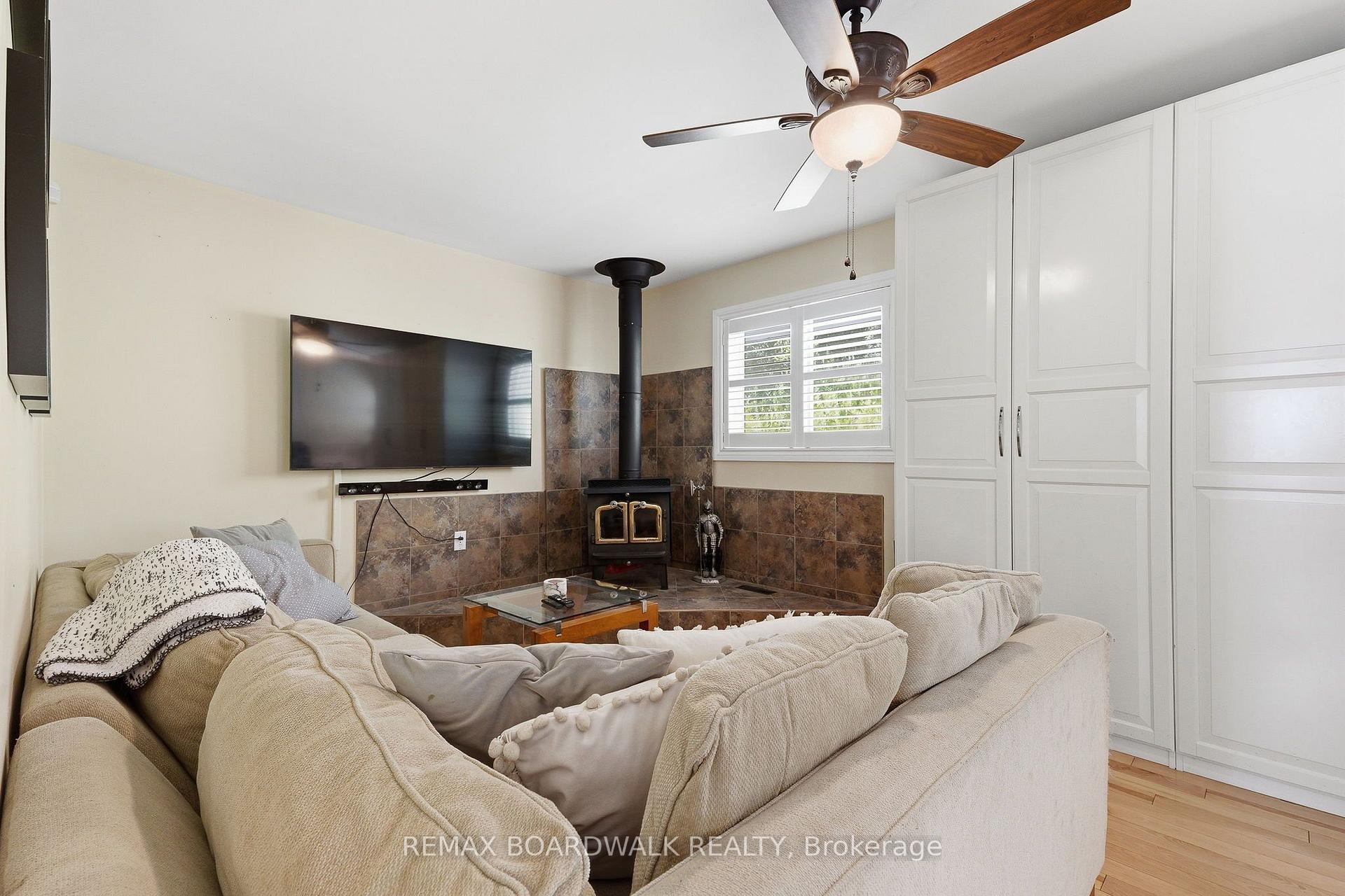 Photo 13 of 1110 Dunning Road, Ottawa, Cumberland Ridge — HOMEH