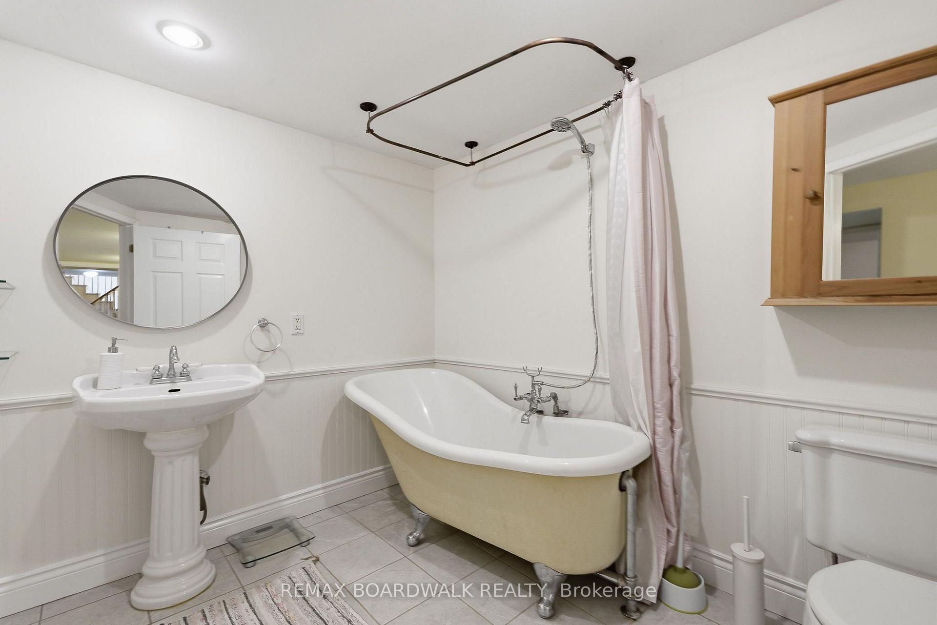 Photo 19 of 1110 Dunning Road, Ottawa, Cumberland Ridge — HOMEH