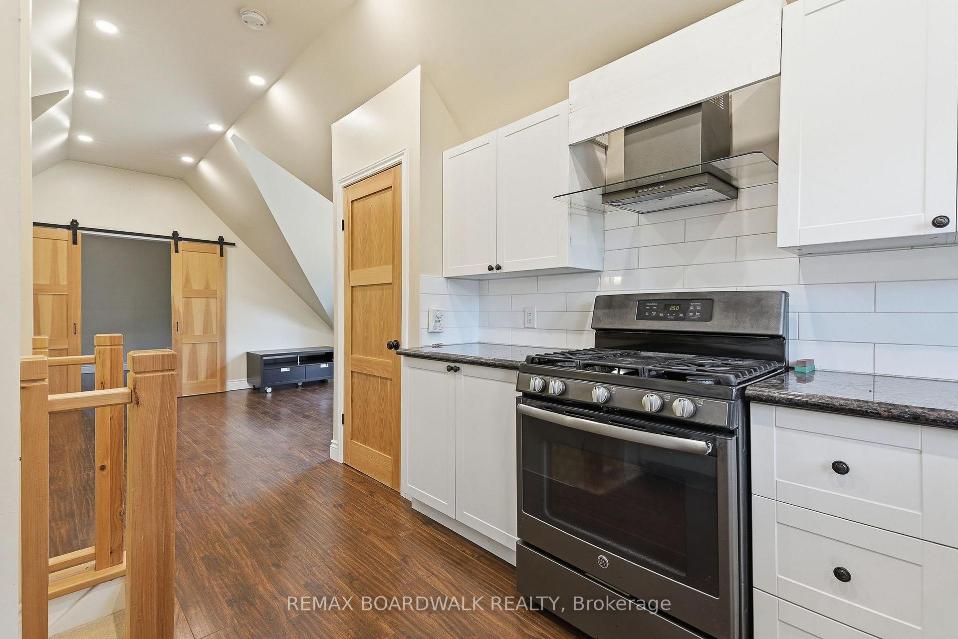 Photo 28 of 1110 Dunning Road, Ottawa, Cumberland Ridge — HOMEH