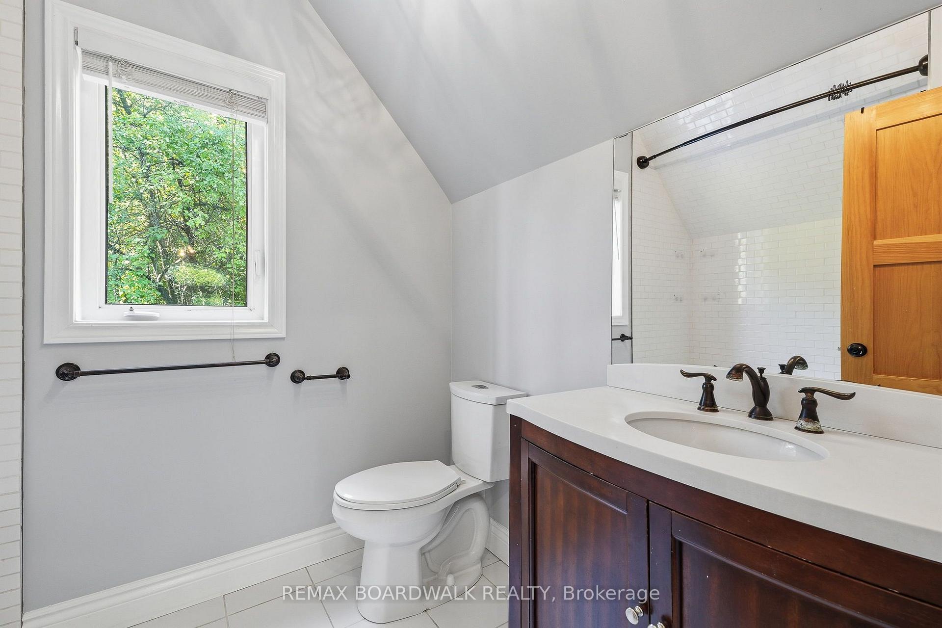 Photo 34 of 1110 Dunning Road, Ottawa, Cumberland Ridge — HOMEH