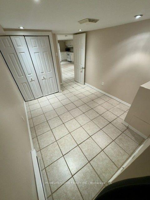 Photo 13 of Unit 3-Bsmt, 970 Avenue Road, Toronto, Forest Hill South — HOMEH