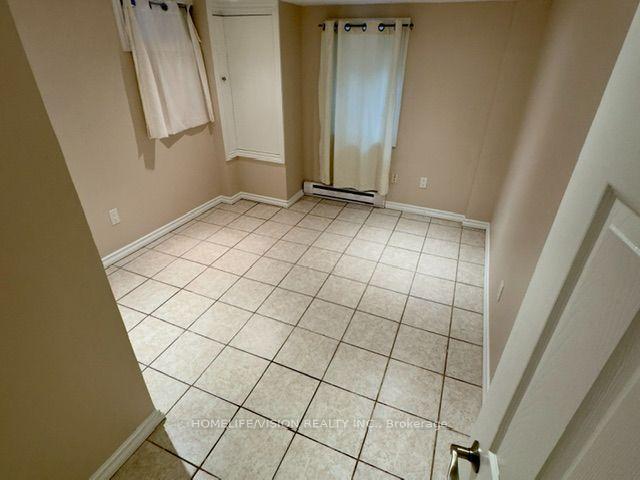 Photo 32 of Unit 3-Bsmt, 970 Avenue Road, Toronto, Forest Hill South — HOMEH