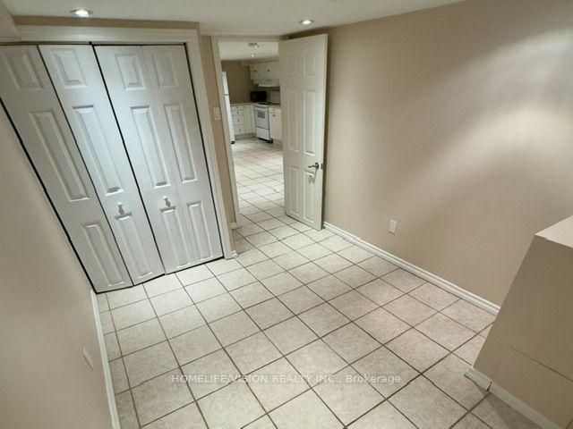 Photo 34 of Unit 3-Bsmt, 970 Avenue Road, Toronto, Forest Hill South — HOMEH