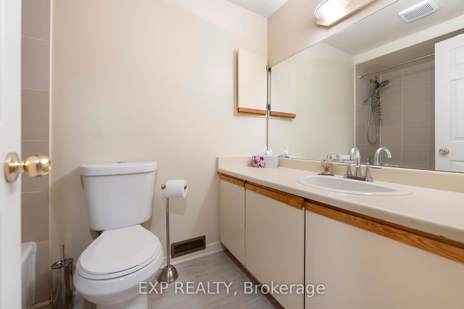 Photo 20 of 1 Quarry Court, Toronto, Greenwood-Coxwell — HOMEH