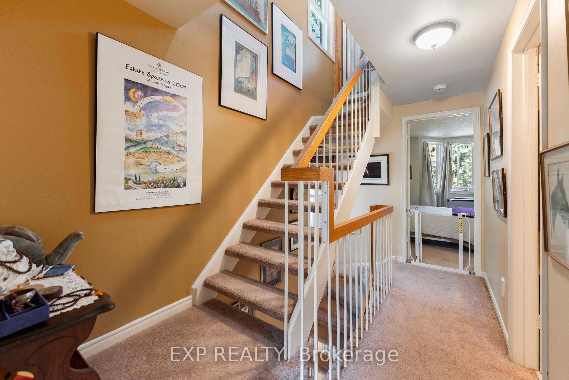 Photo 21 of 1 Quarry Court, Toronto, Greenwood-Coxwell — HOMEH