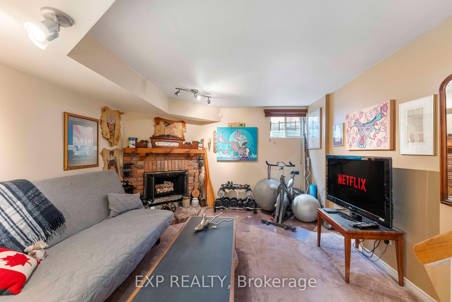 Photo 30 of 1 Quarry Court, Toronto, Greenwood-Coxwell — HOMEH