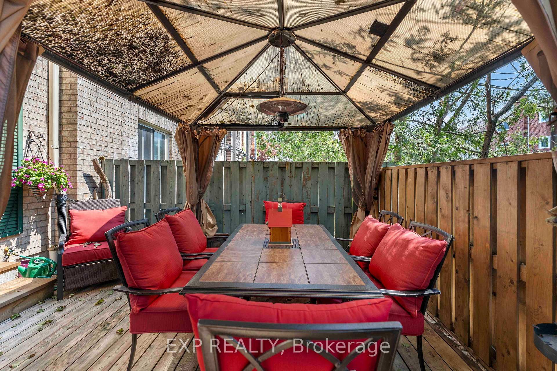 Photo 37 of 1 Quarry Court, Toronto, Greenwood-Coxwell — HOMEH