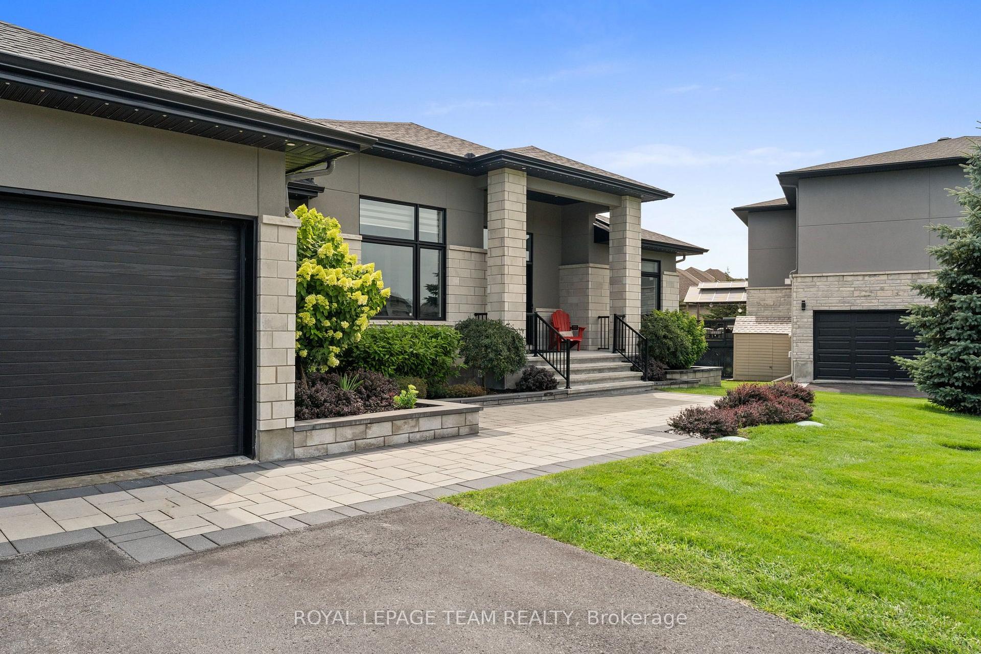 Photo 4 of 792 McManus Avenue, Ottawa, Manotick Village & Manotick Estates — HOMEH