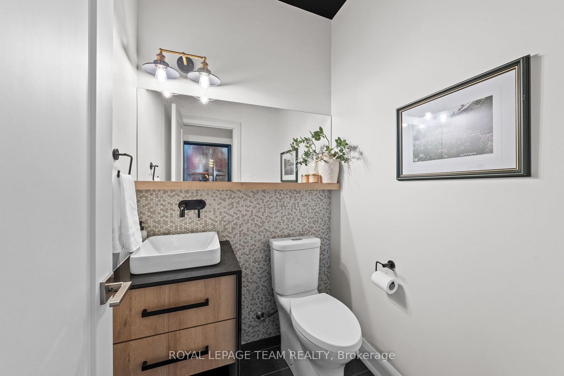 Photo 27 of 792 McManus Avenue, Ottawa, Manotick Village & Manotick Estates — HOMEH