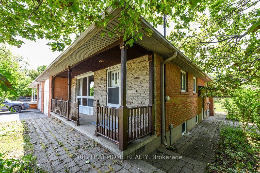 Photo 3 of 110 Main N Street, Milton, Campbellville — HOMEH