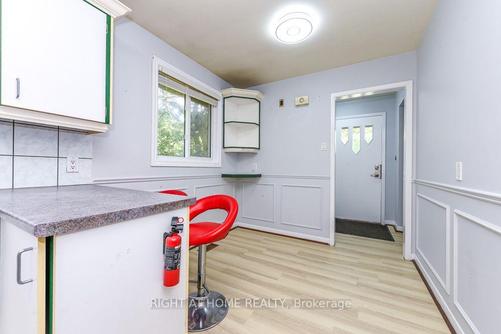 Photo 19 of 110 Main N Street, Milton, Campbellville — HOMEH