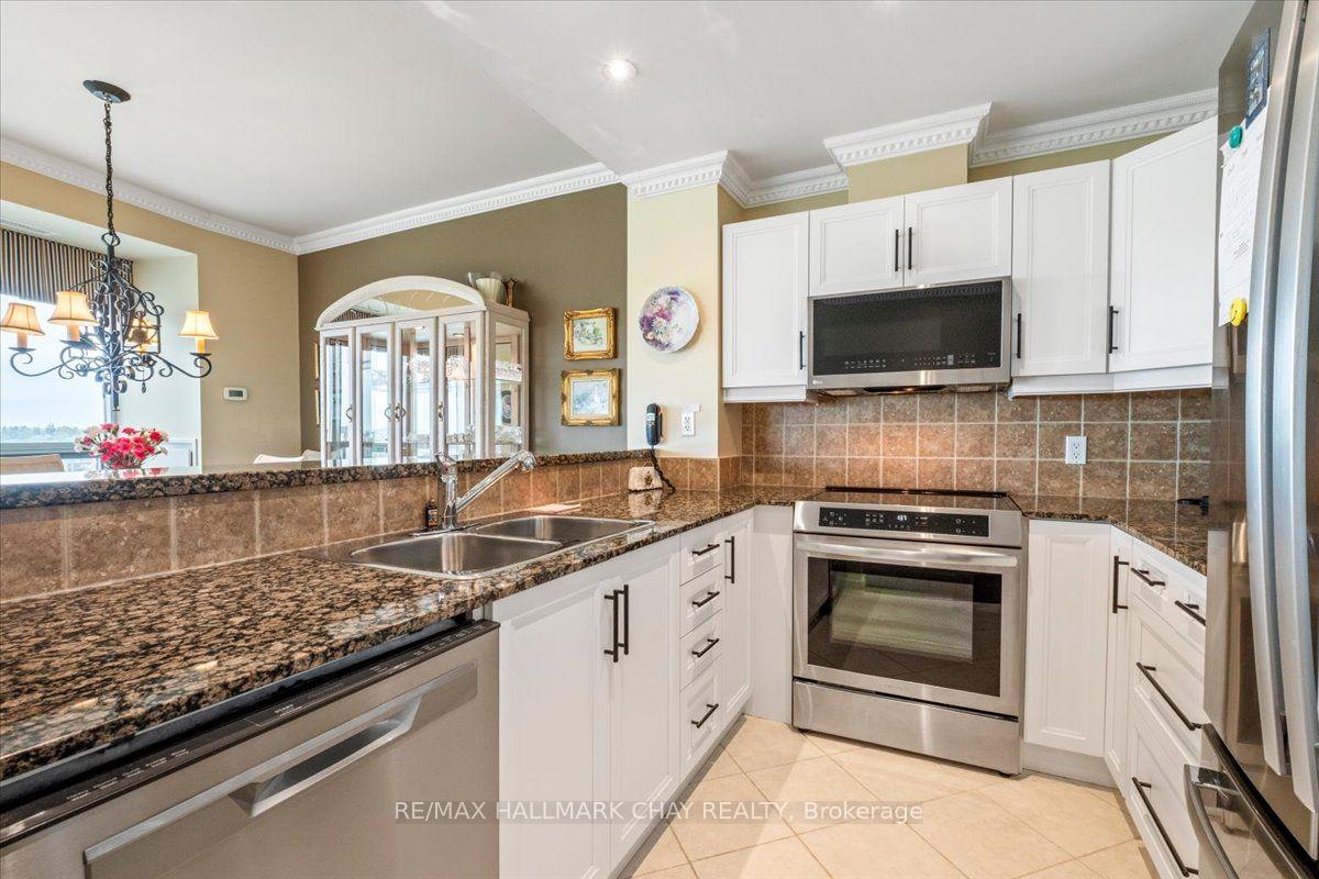 Photo 12 of Unit 1608, 6 Toronto Street, Barrie, Lakeshore — HOMEH