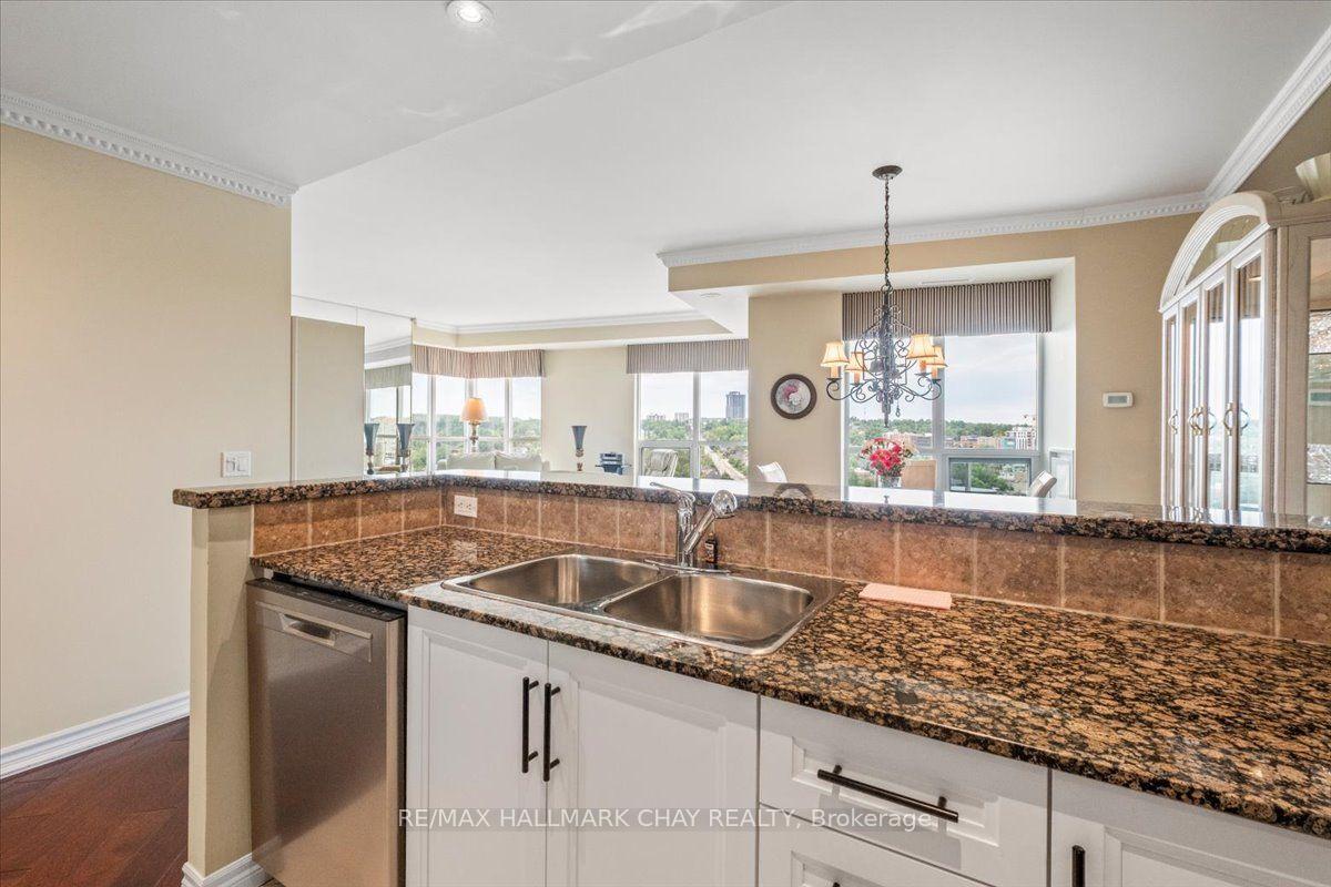 Photo 15 of Unit 1608, 6 Toronto Street, Barrie, Lakeshore — HOMEH