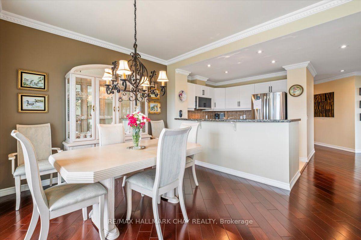 Photo 17 of Unit 1608, 6 Toronto Street, Barrie, Lakeshore — HOMEH