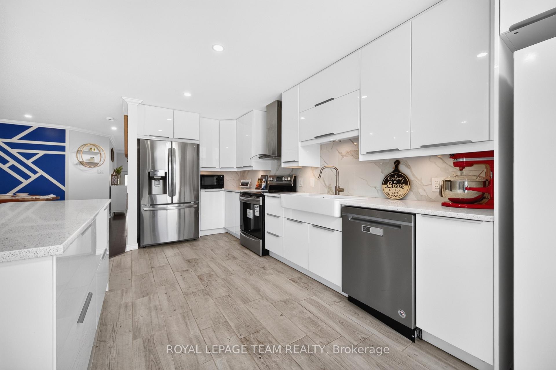 Photo 12 of 599 Malkowski Street, Ottawa, Kanata - Morgan's Grant/South March — HOMEH