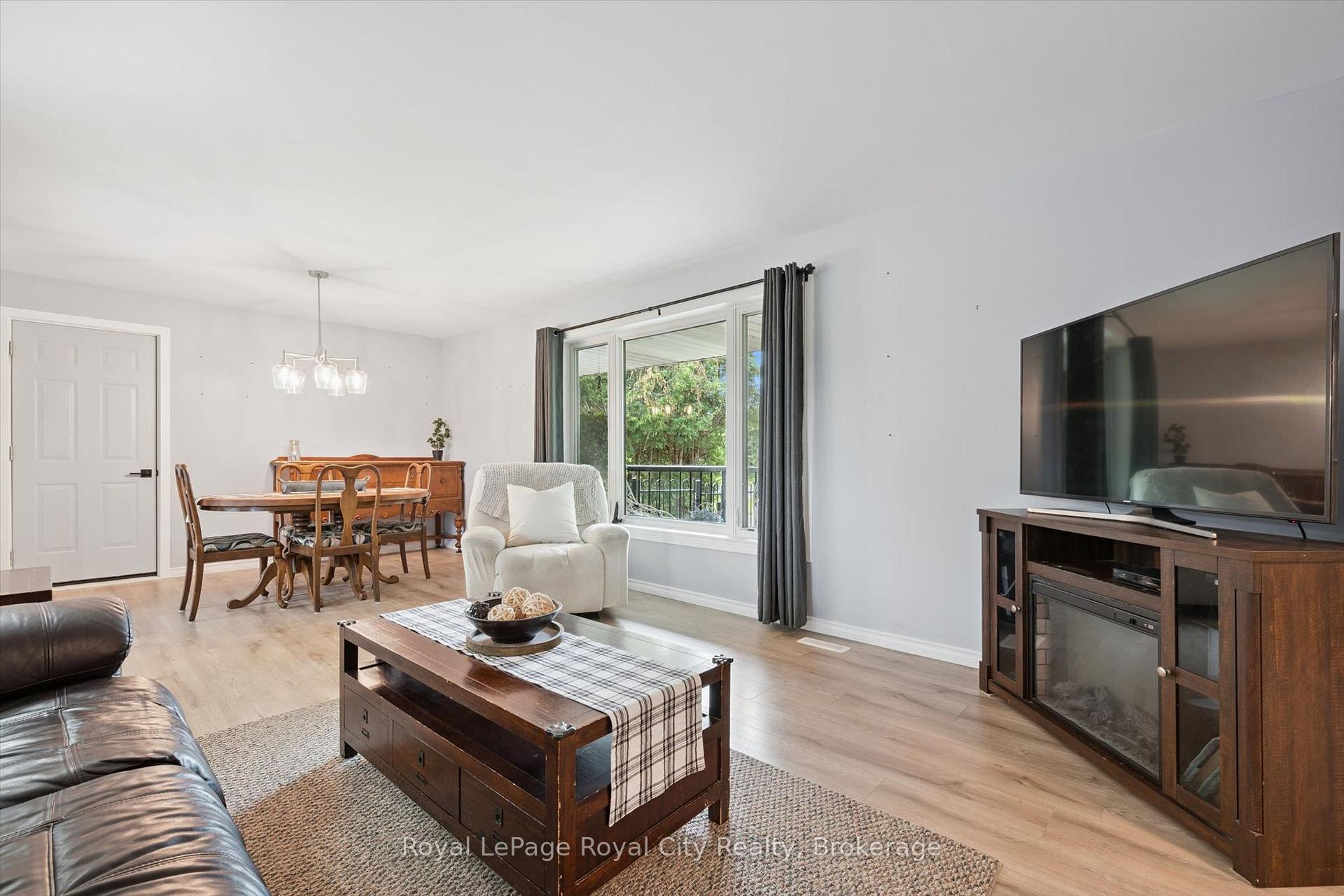 Photo 8 of 6933 Pine Creek Road, Woolwich, Breslau — HOMEH