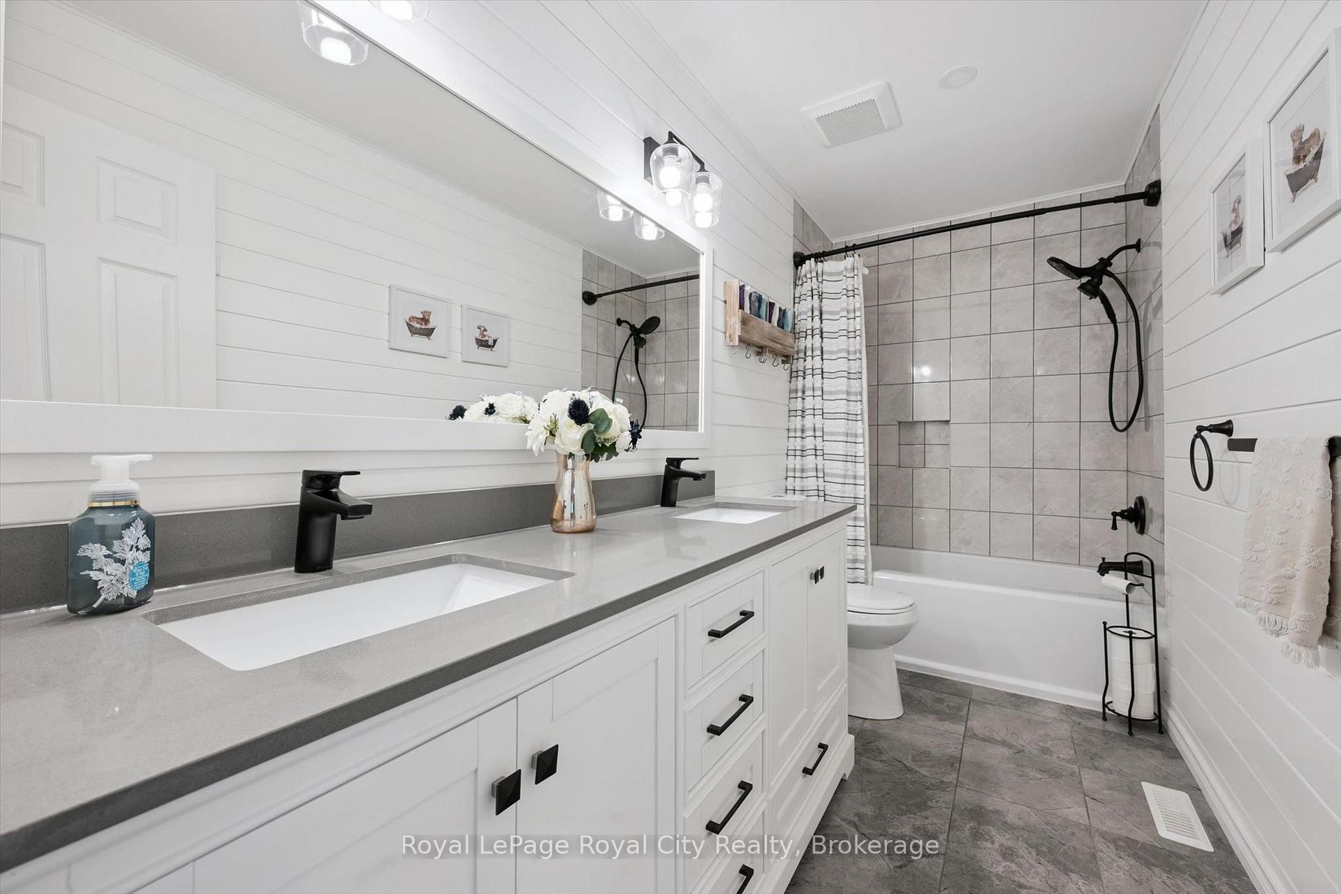 Photo 19 of 6933 Pine Creek Road, Woolwich, Breslau — HOMEH