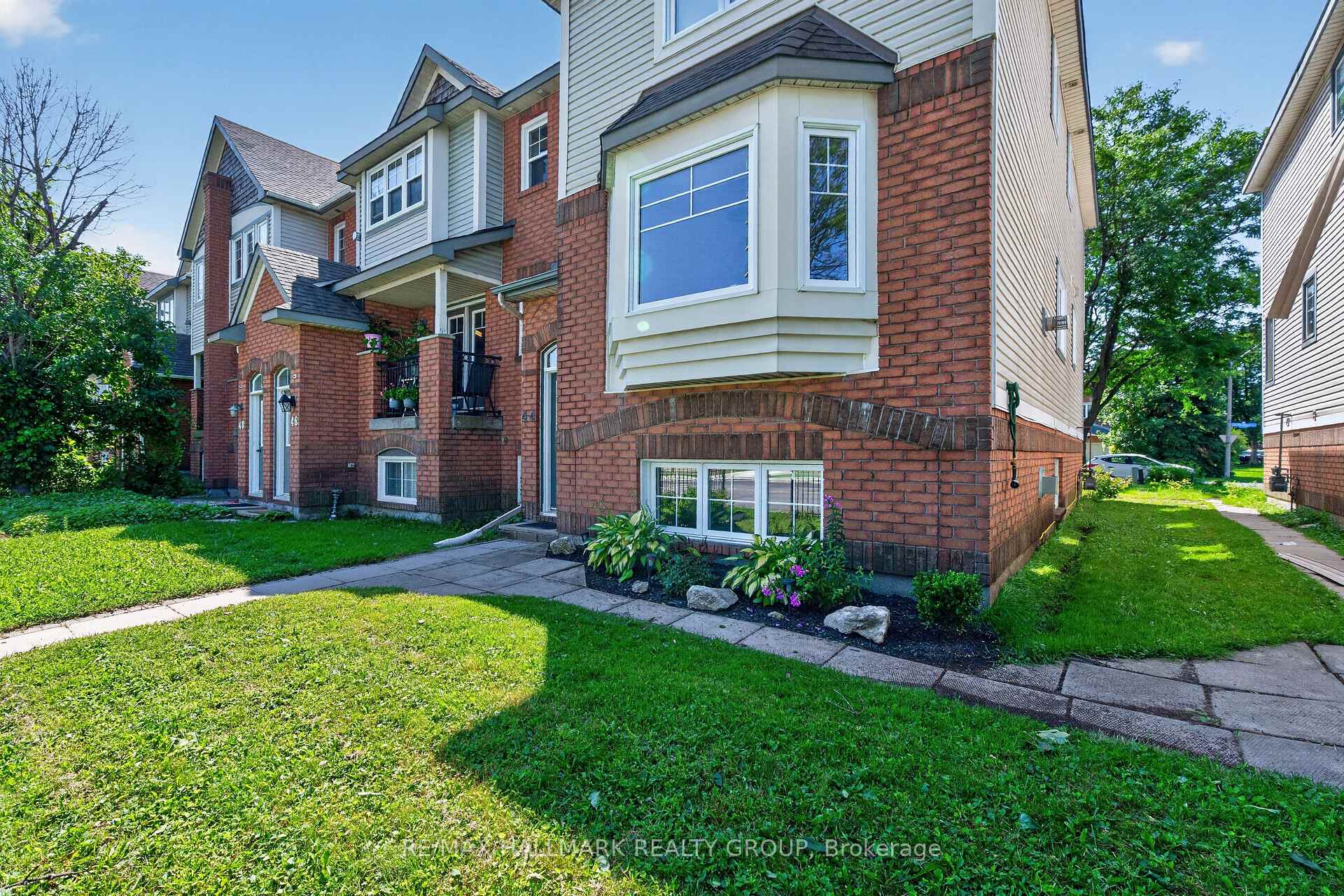 Photo 3 of 44 Centrepointe Drive, Ottawa, Centrepointe — HOMEH