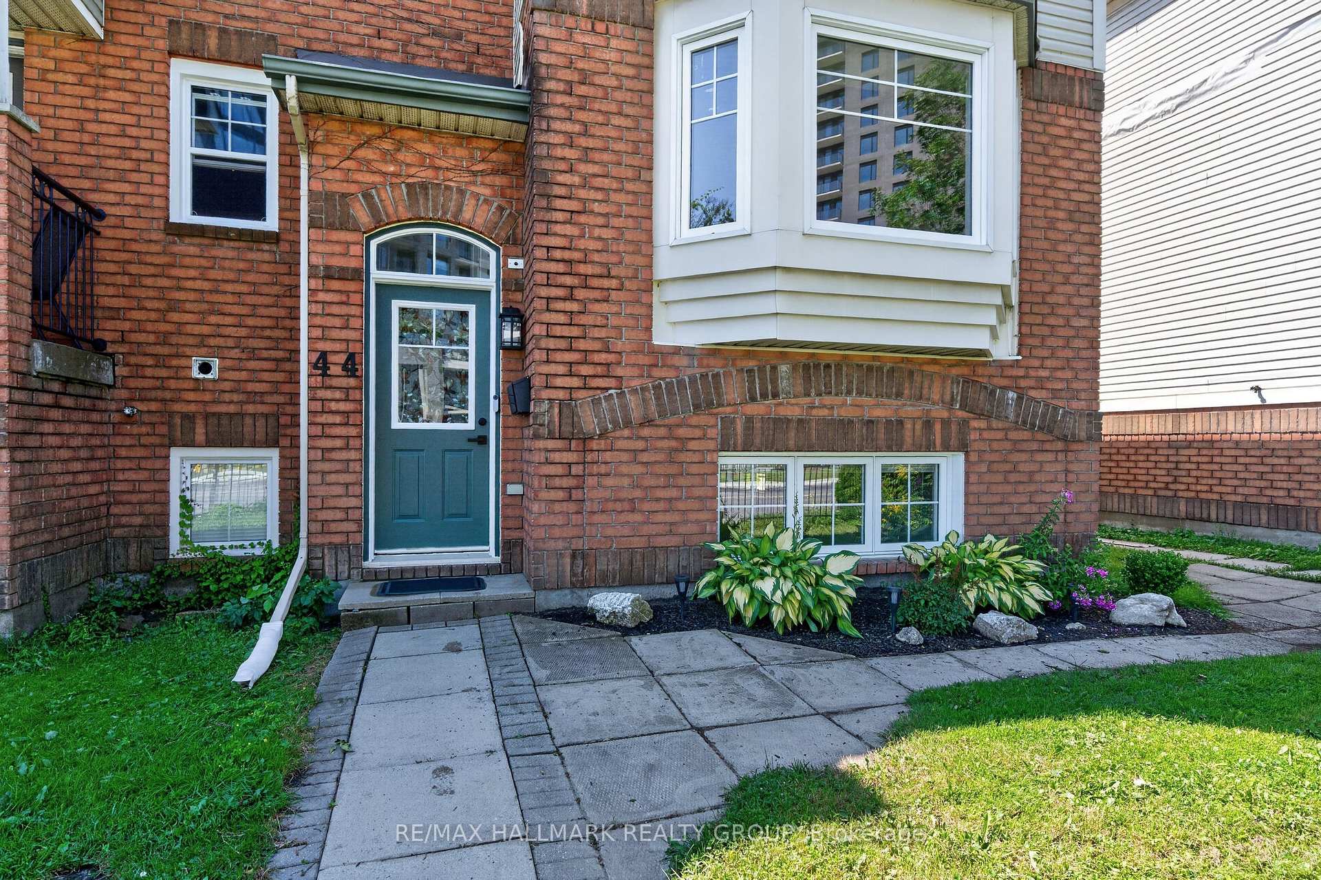 Photo 4 of 44 Centrepointe Drive, Ottawa, Centrepointe — HOMEH