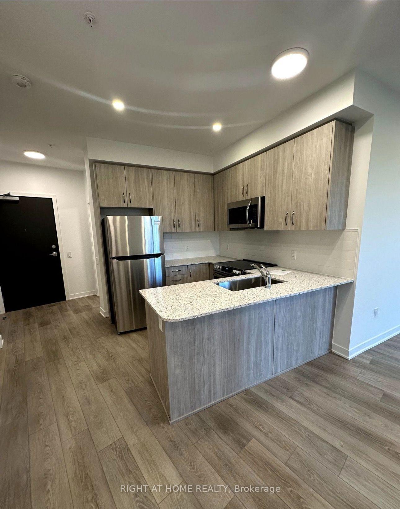Photo 4 of Unit 401, 385 Arctic Red Drive, Oshawa, Windfields — HOMEH