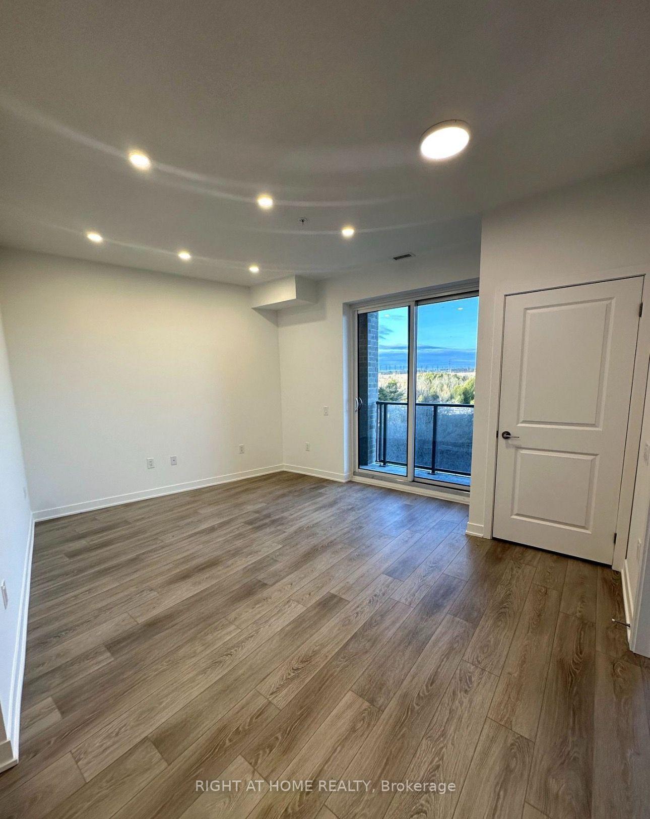 Photo 5 of Unit 401, 385 Arctic Red Drive, Oshawa, Windfields — HOMEH