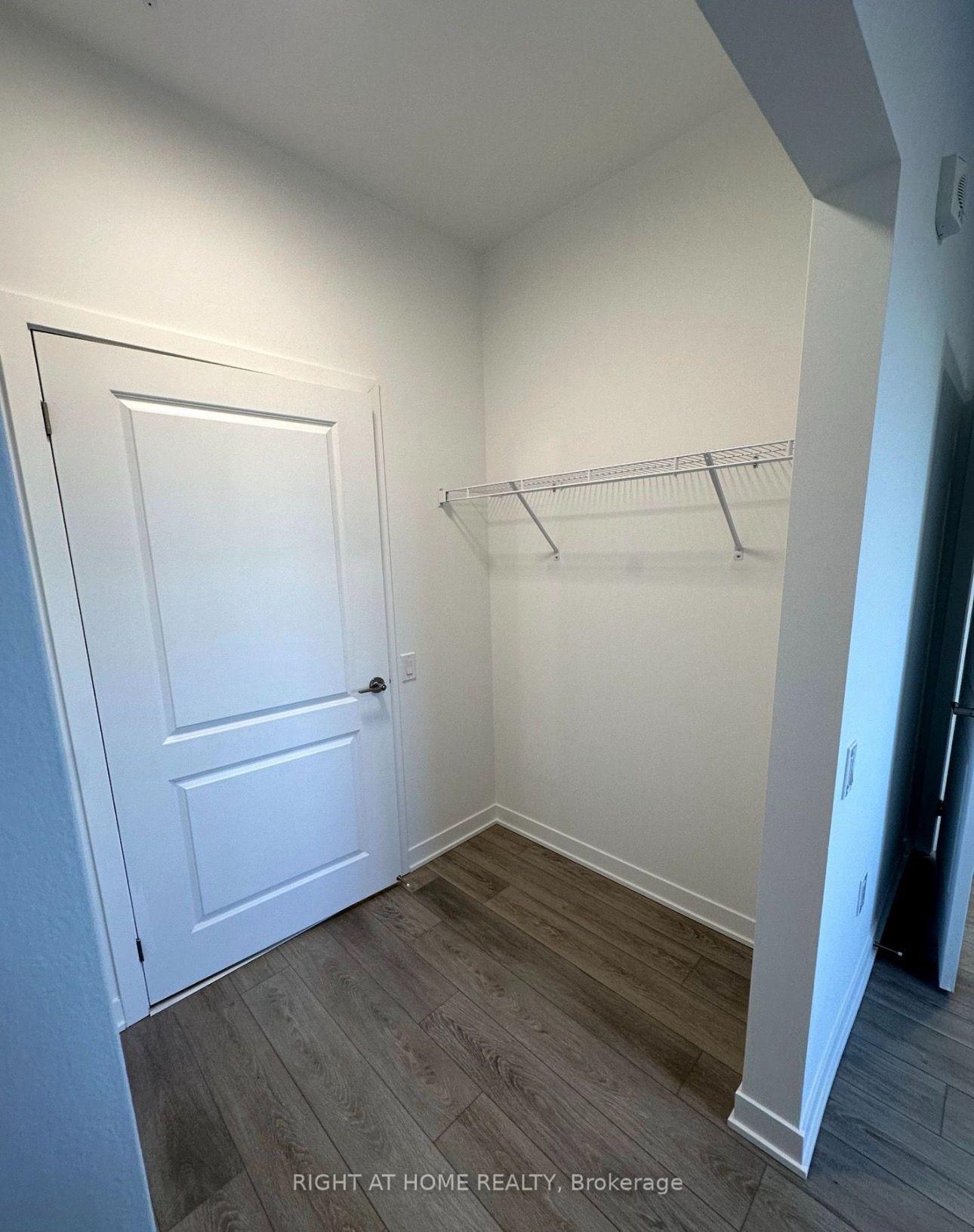 Photo 9 of Unit 401, 385 Arctic Red Drive, Oshawa, Windfields — HOMEH