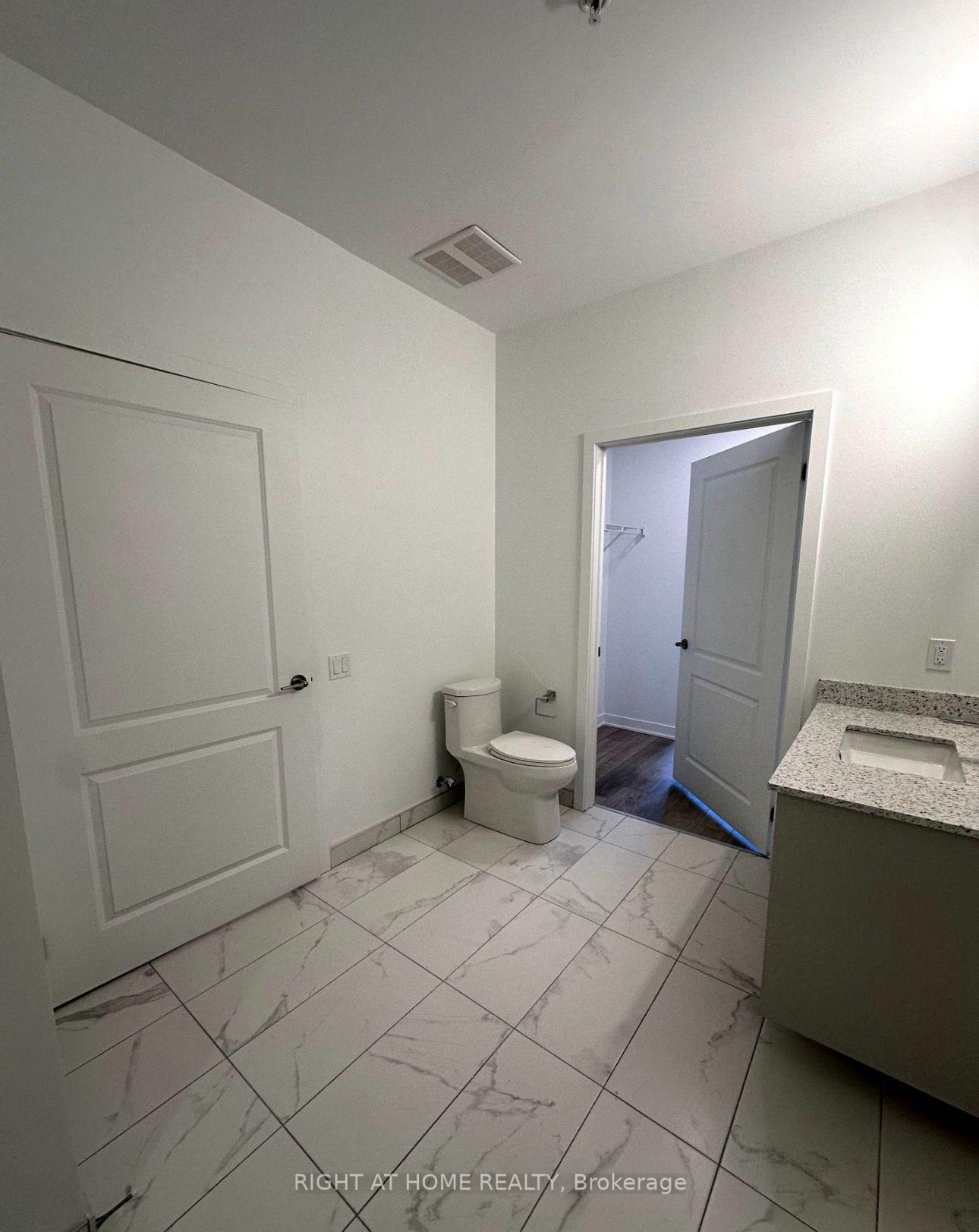 Photo 11 of Unit 401, 385 Arctic Red Drive, Oshawa, Windfields — HOMEH