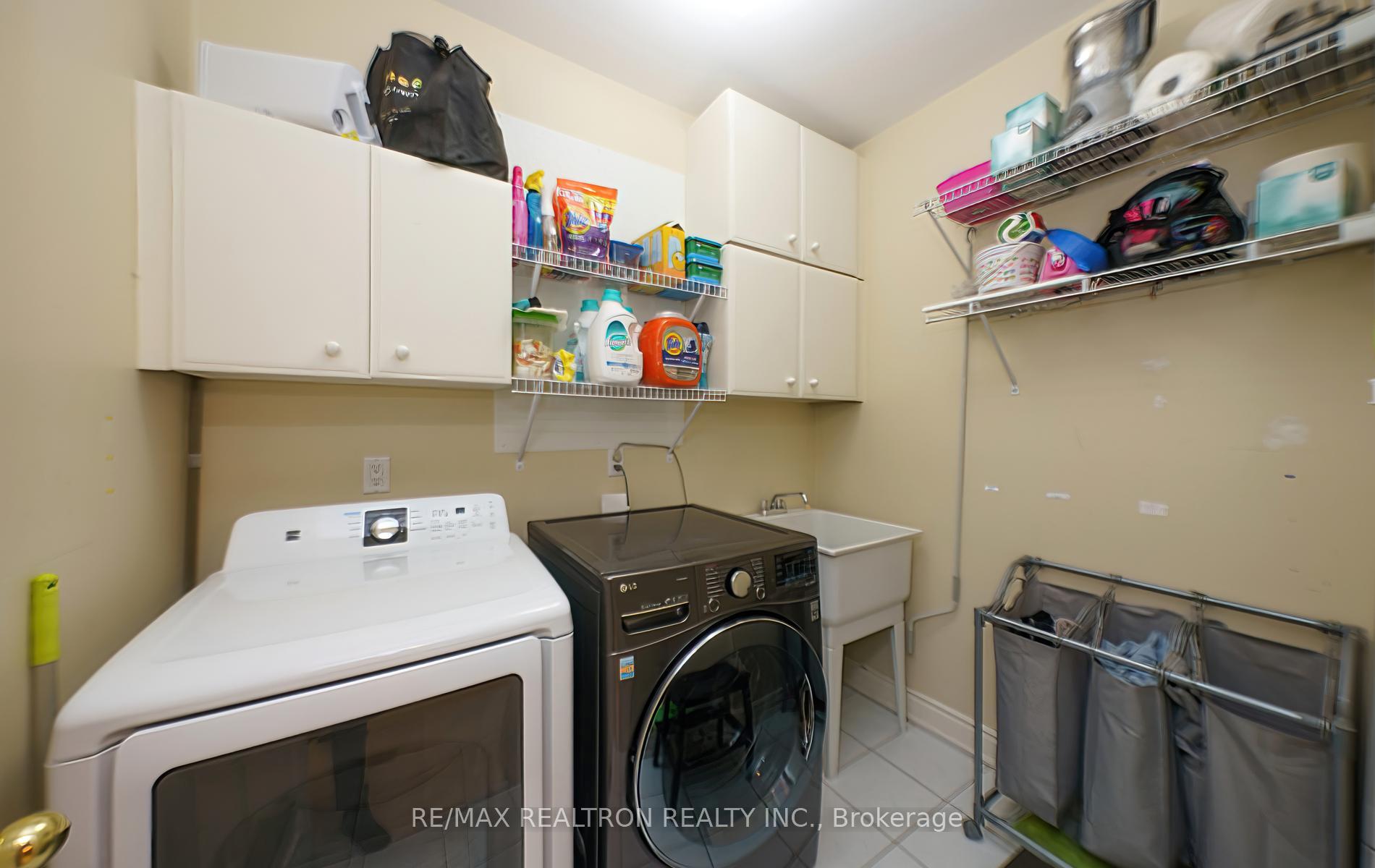 Photo 26 of 129 Theodore Place, Vaughan, Crestwood-Springfarm-Yorkhill — HOMEH