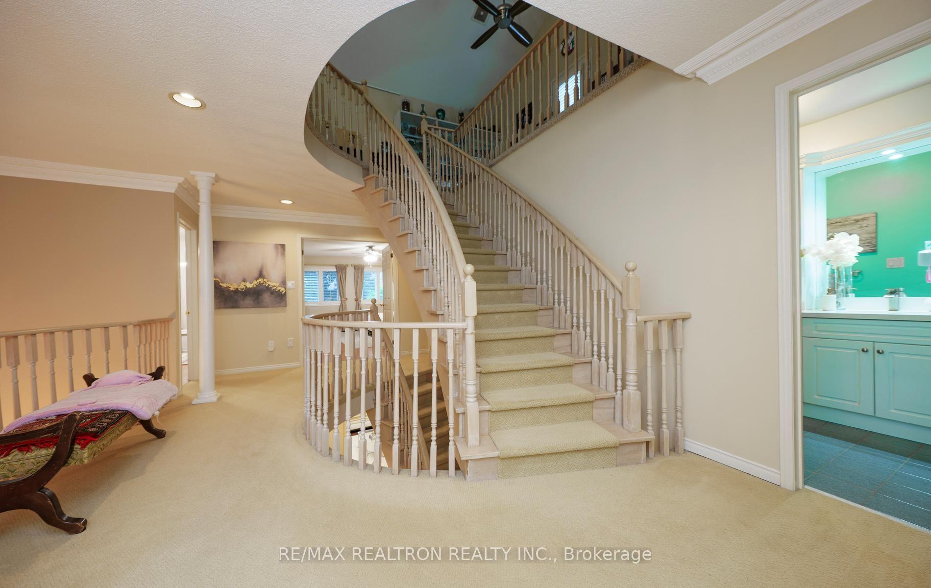 Photo 28 of 129 Theodore Place, Vaughan, Crestwood-Springfarm-Yorkhill — HOMEH