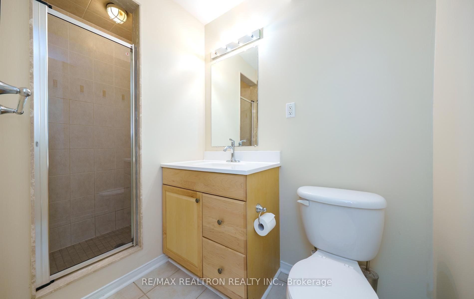 Photo 46 of 129 Theodore Place, Vaughan, Crestwood-Springfarm-Yorkhill — HOMEH