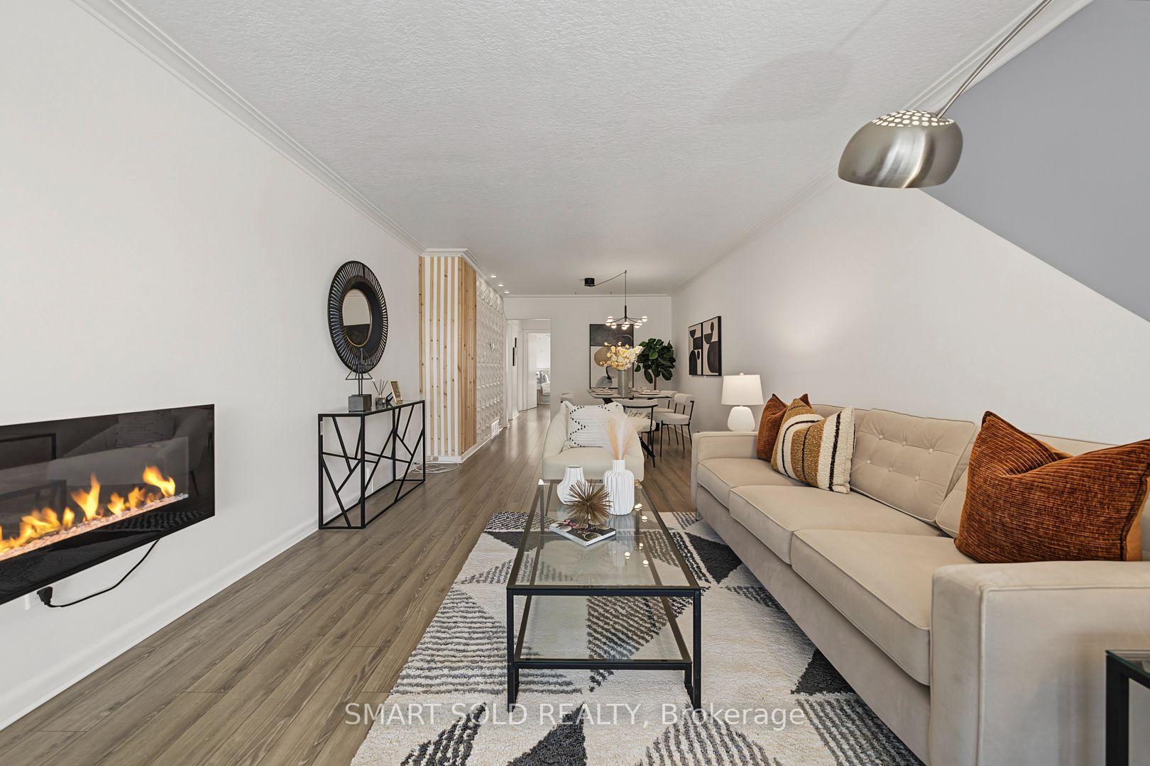 Photo 7 of 1 Cameo Crescent, Toronto, Rockcliffe-Smythe — HOMEH