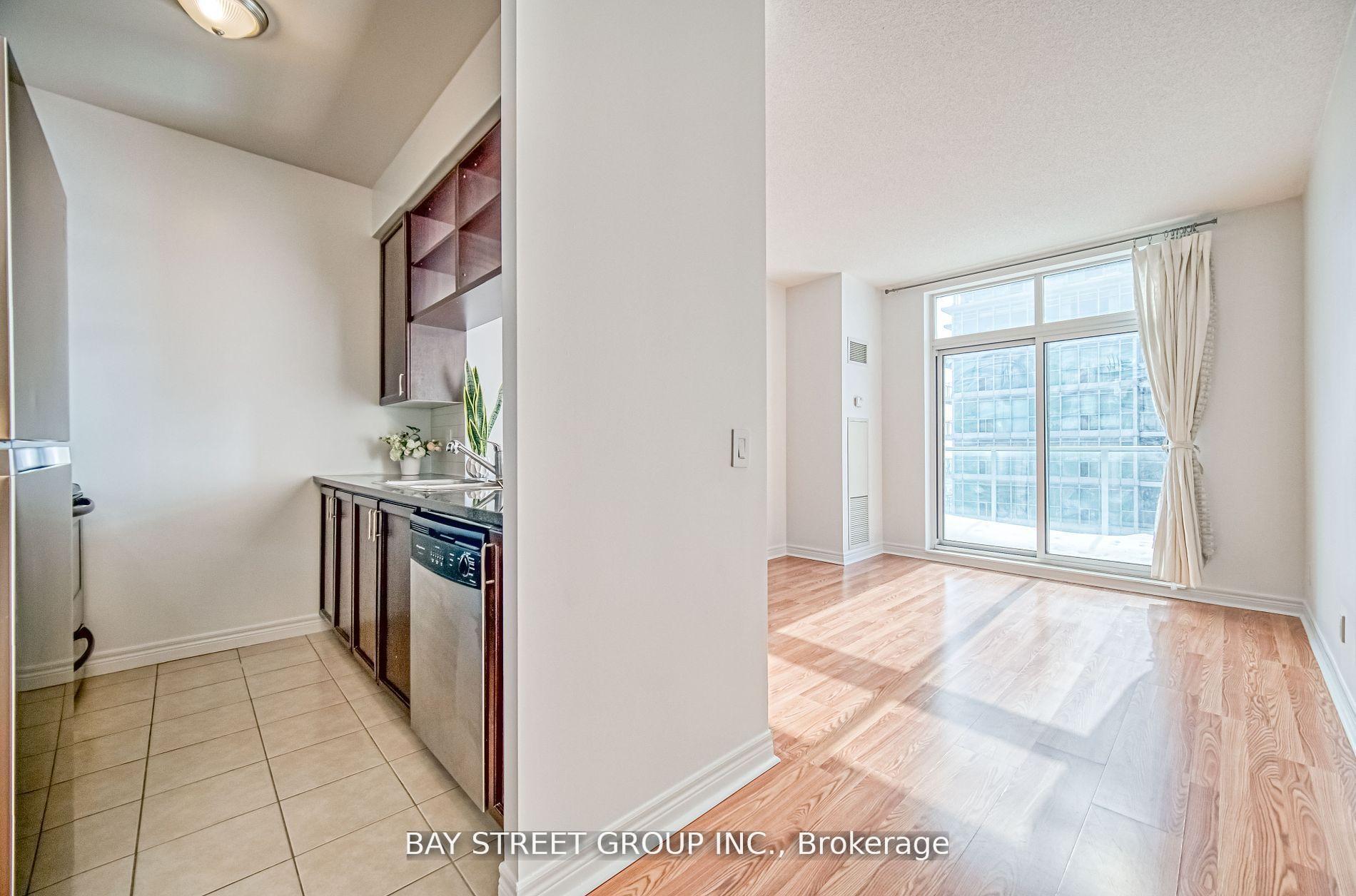 Photo 2 of Unit Ph#3603, 70 Town Centre Court, Scarborough, Bendale — HOMEH