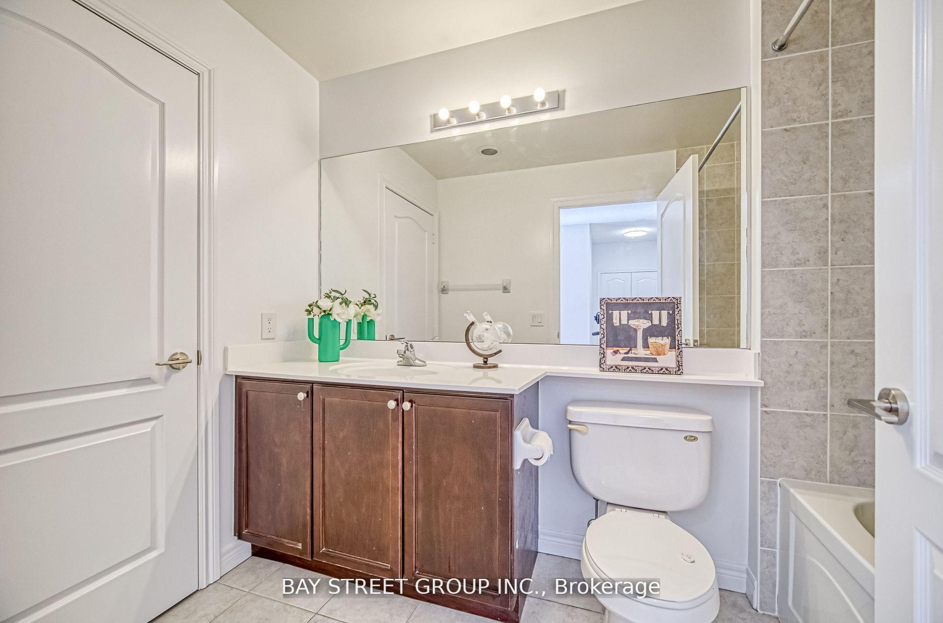 Photo 4 of Unit Ph#3603, 70 Town Centre Court, Scarborough, Bendale — HOMEH