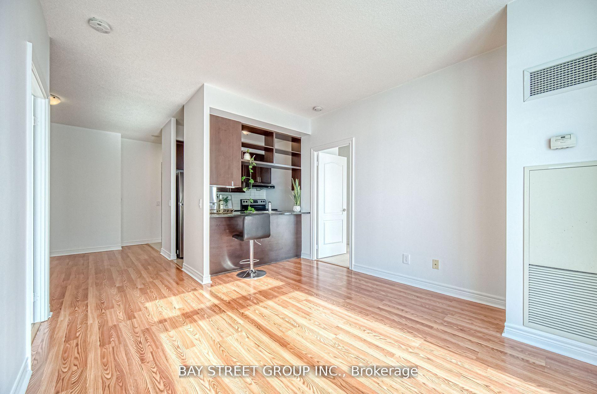 Photo 6 of Unit Ph#3603, 70 Town Centre Court, Scarborough, Bendale — HOMEH