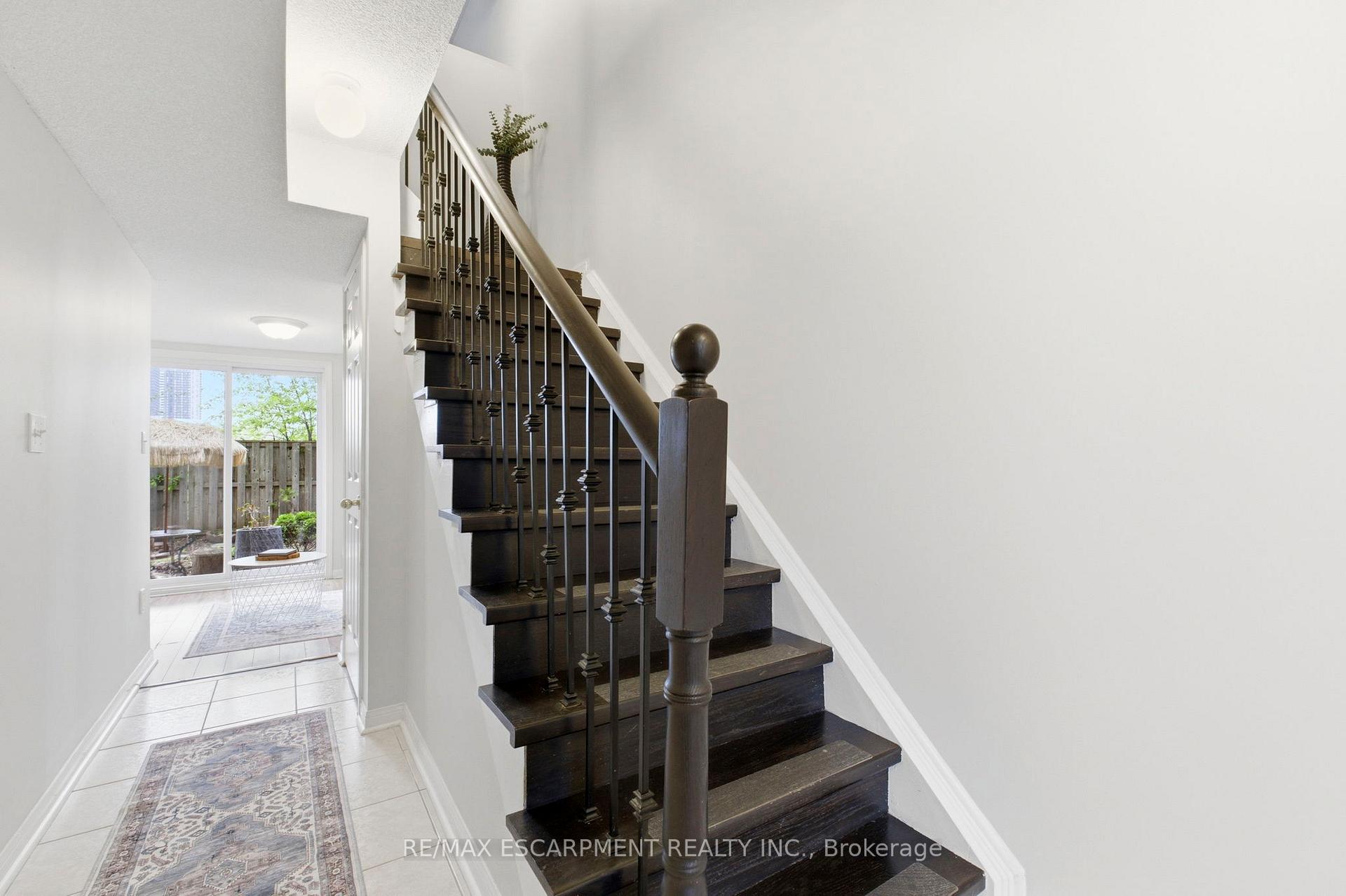 Photo 2 of Unit 2, 80 Acorn Place, Mississauga, Hurontario — HOMEH