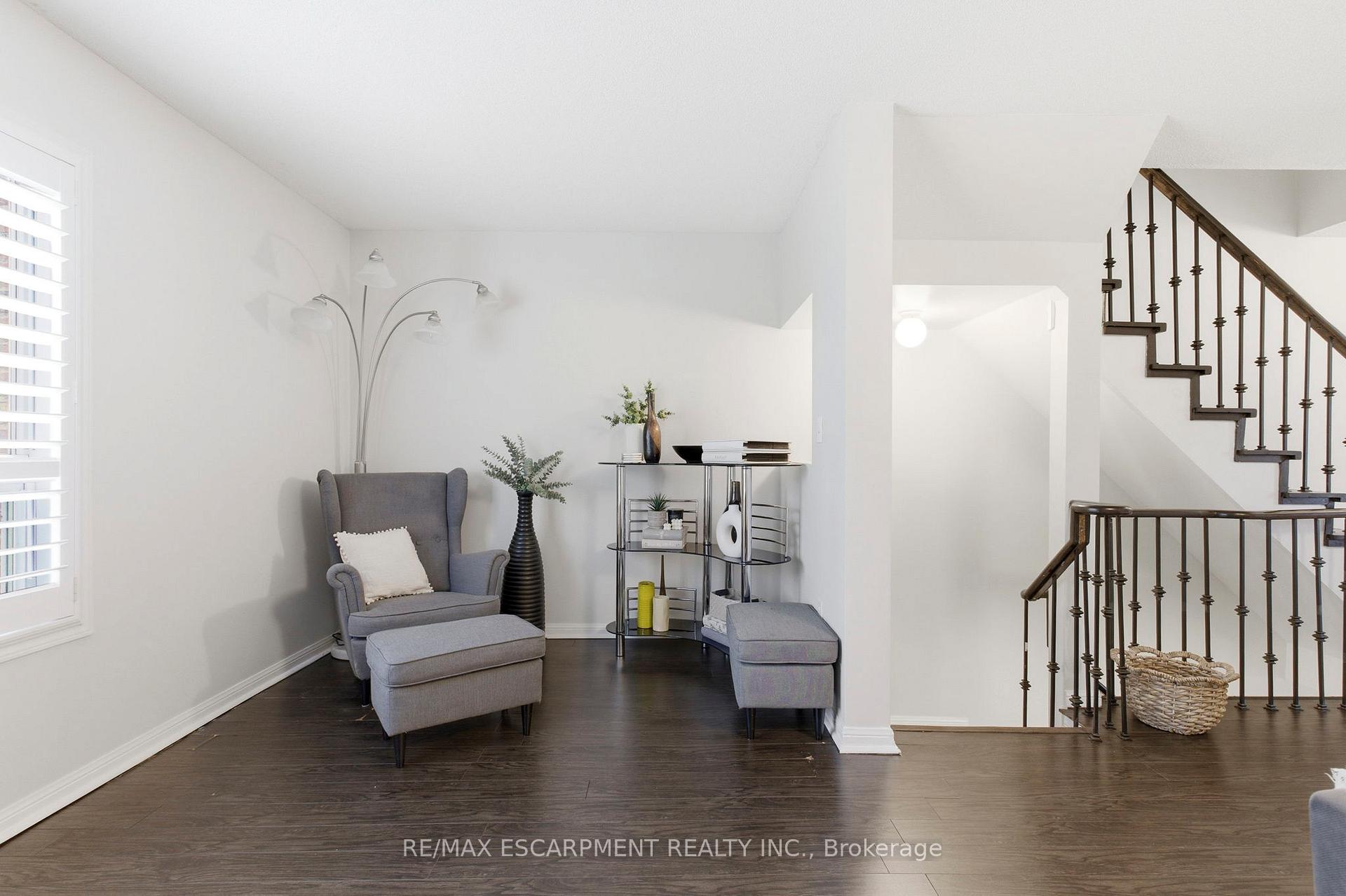 Photo 7 of Unit 2, 80 Acorn Place, Mississauga, Hurontario — HOMEH