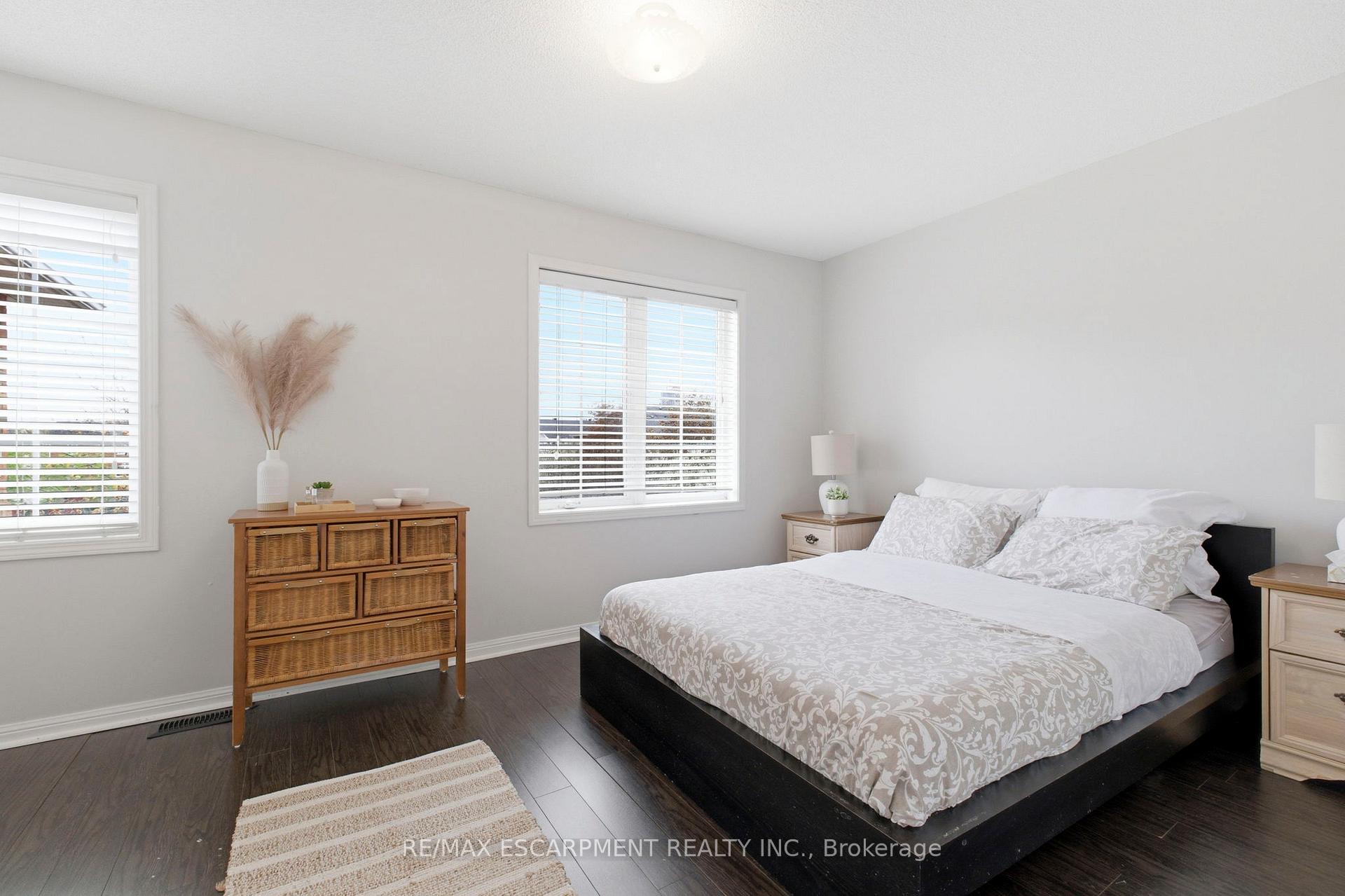 Photo 15 of Unit 2, 80 Acorn Place, Mississauga, Hurontario — HOMEH