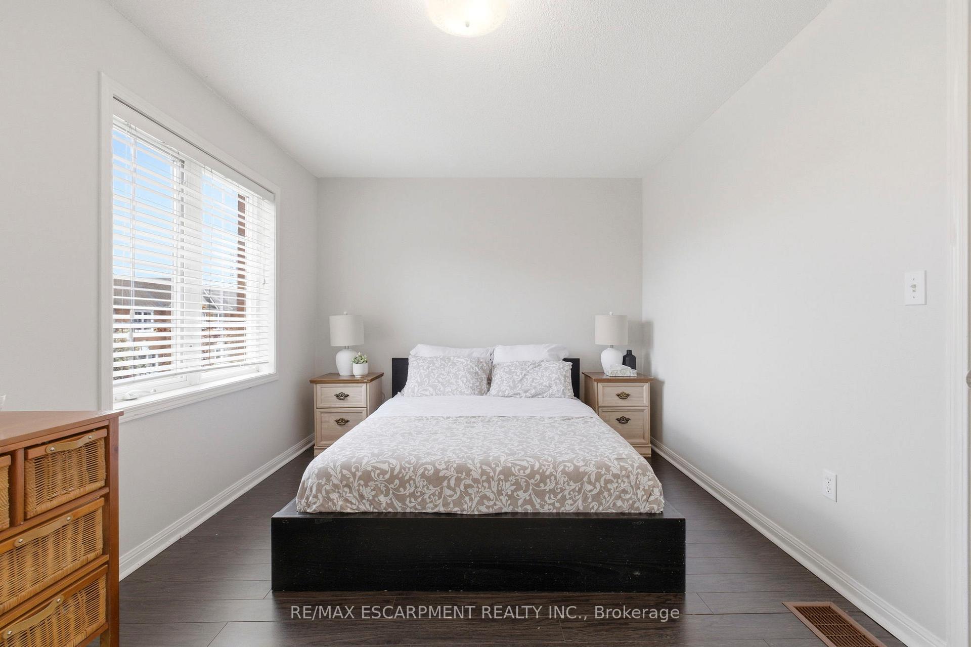 Photo 16 of Unit 2, 80 Acorn Place, Mississauga, Hurontario — HOMEH
