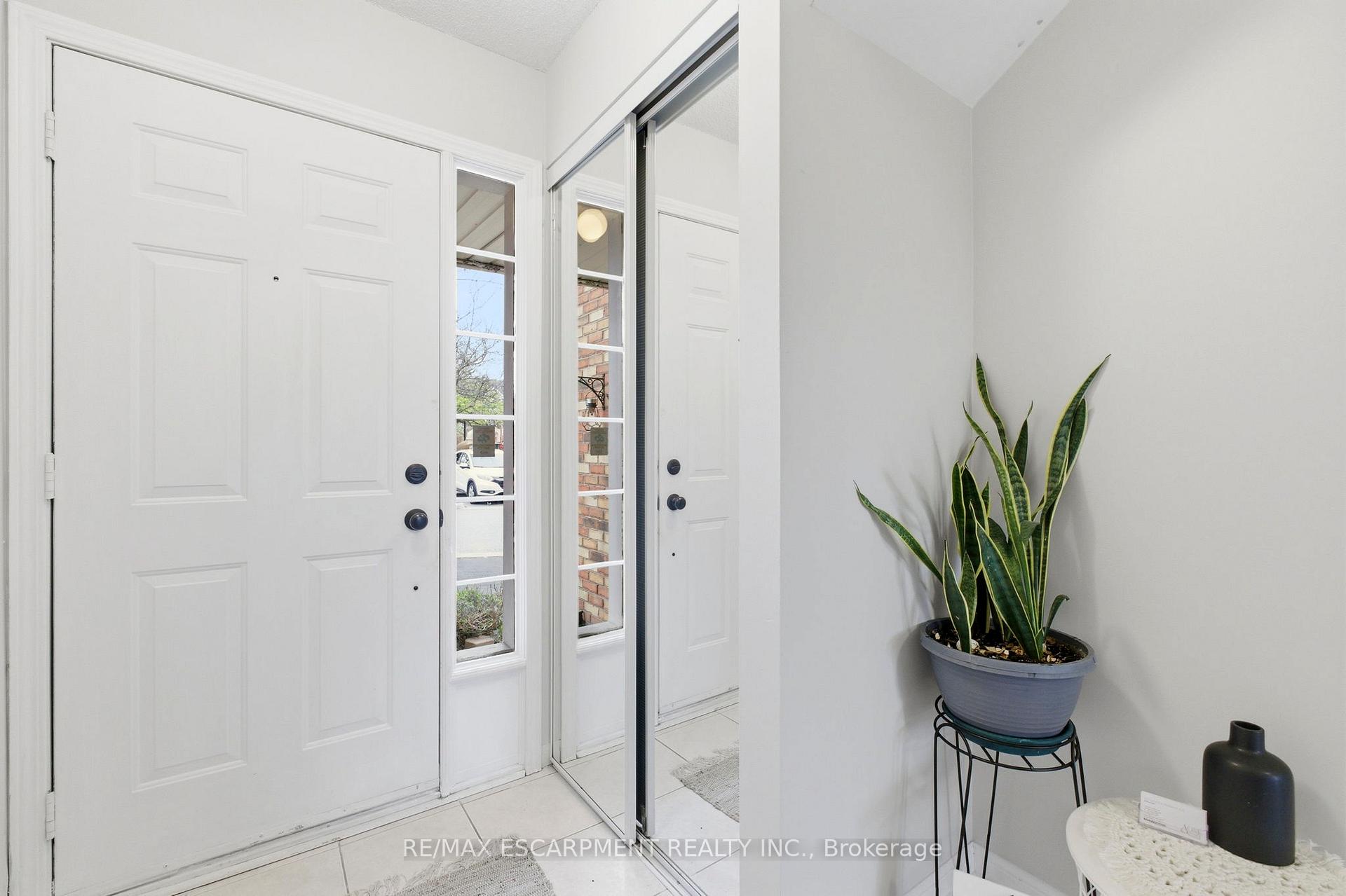 Photo 19 of Unit 2, 80 Acorn Place, Mississauga, Hurontario — HOMEH