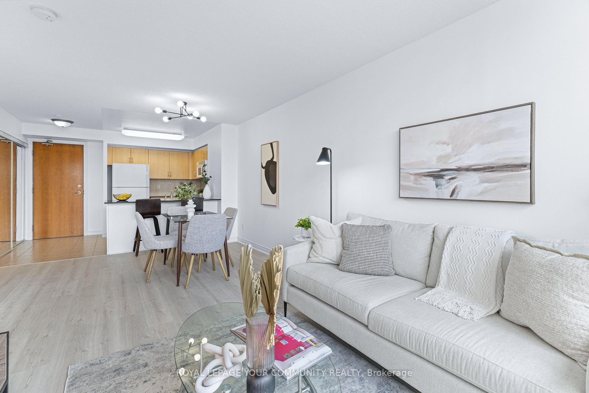 Photo 11 of Unit 215, 50 Disera Drive, Vaughan, Beverley Glen — HOMEH