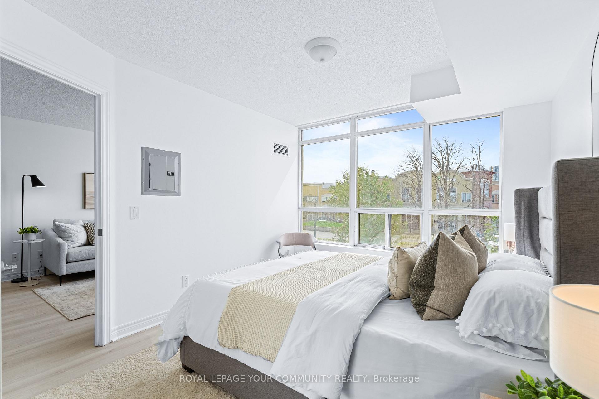 Photo 15 of Unit 215, 50 Disera Drive, Vaughan, Beverley Glen — HOMEH
