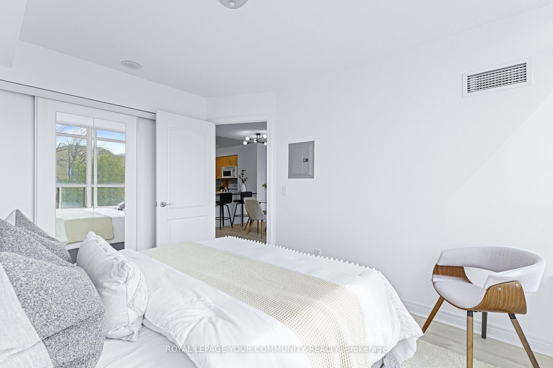 Photo 16 of Unit 215, 50 Disera Drive, Vaughan, Beverley Glen — HOMEH