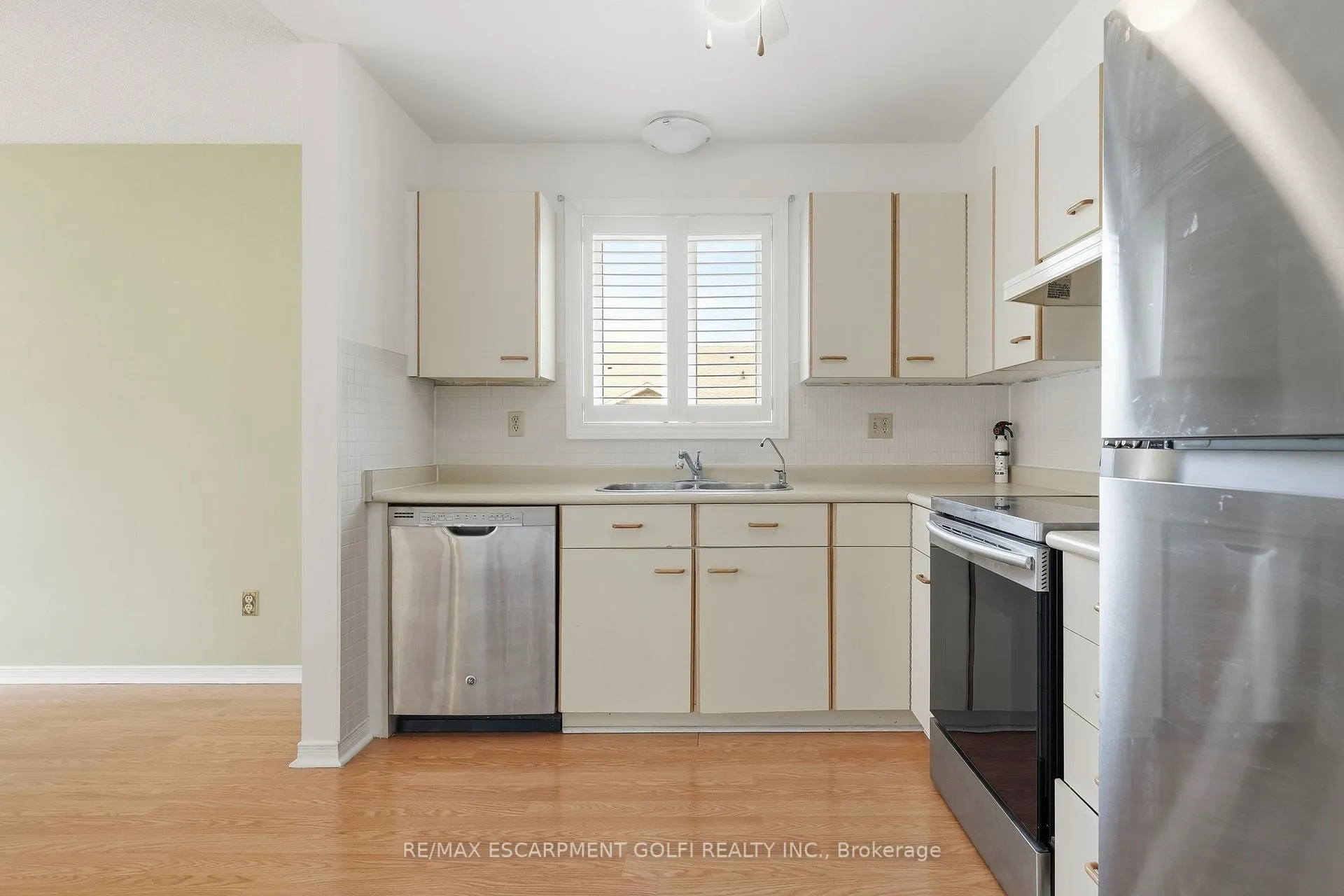 Photo 9 of Unit 68, 122 Bunting Road, St. Catharines, E. Chester — HOMEH